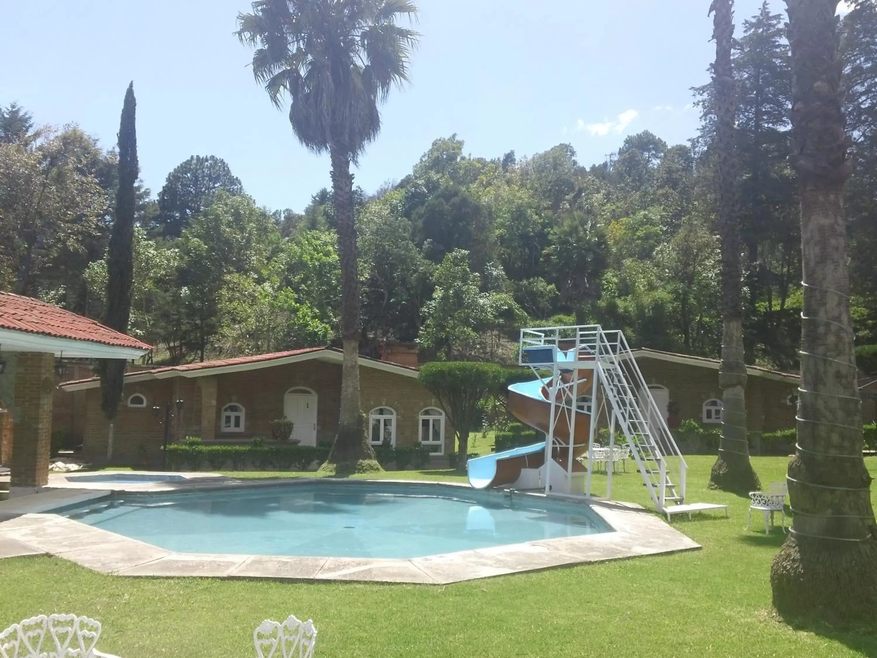 Garden view, Swimming Pool in Hotel Villa Monarca Inn