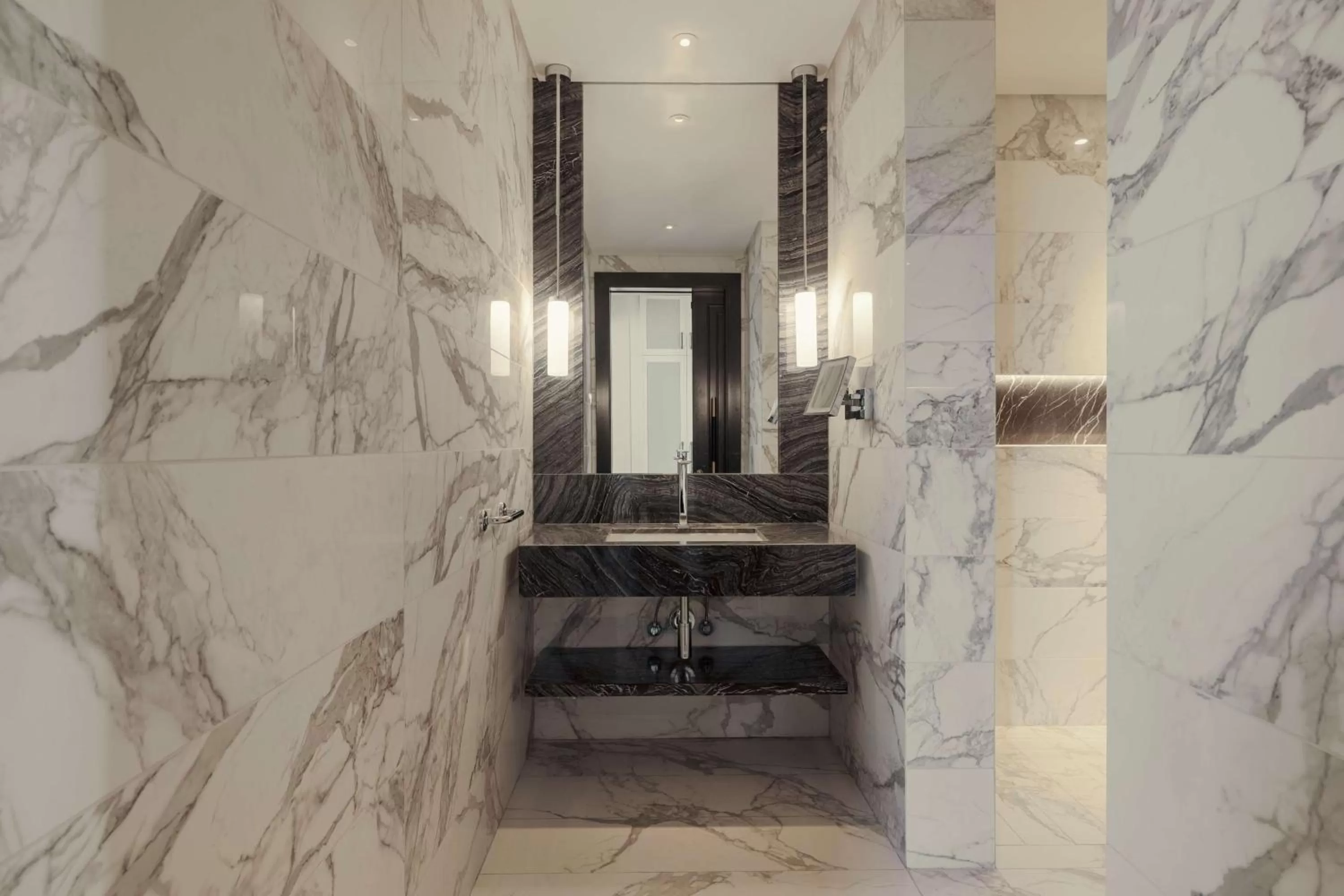 Bathroom in Mansard Riyadh, a Radisson Collection Hotel