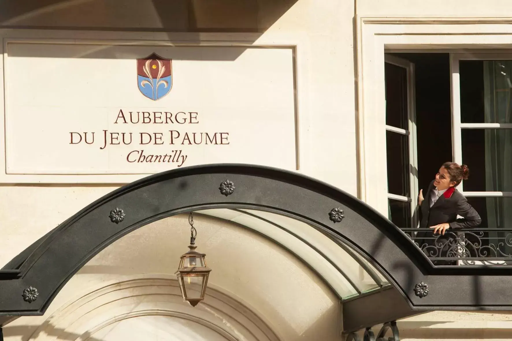 Facade/entrance in Auberge du Jeu de Paume