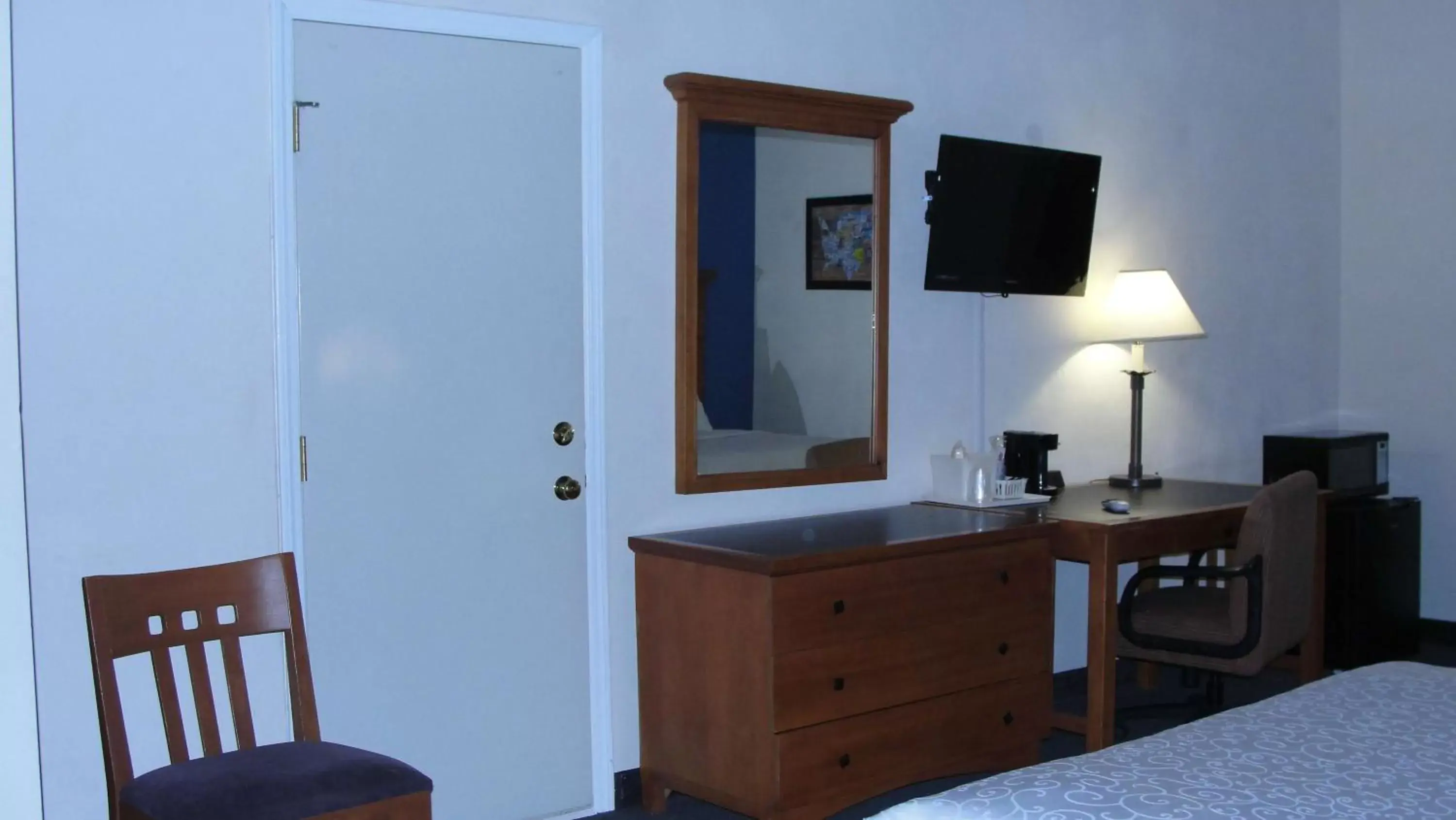 Other, TV/Entertainment Center in SureStay Hotel by Best Western Greenville