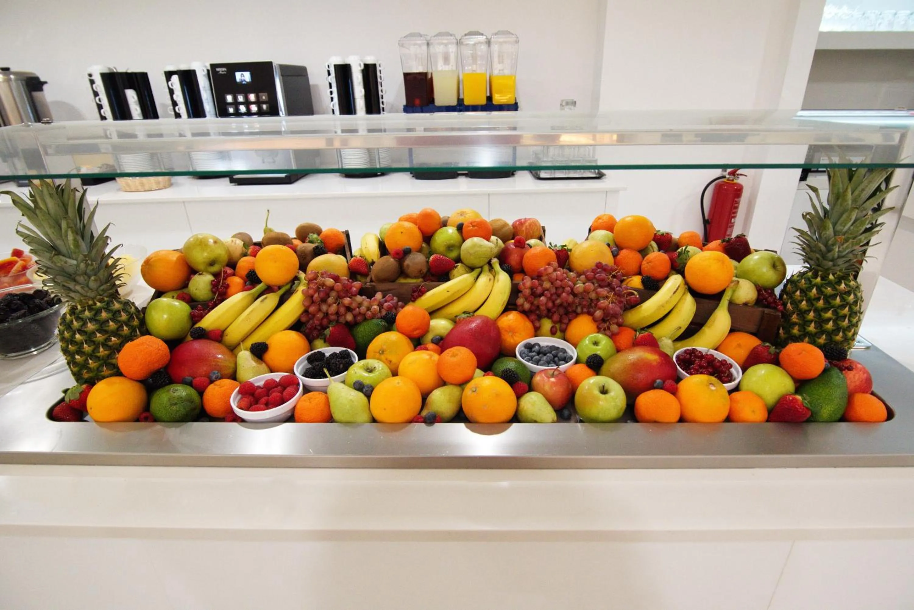 Restaurant/places to eat in International Atene hotel