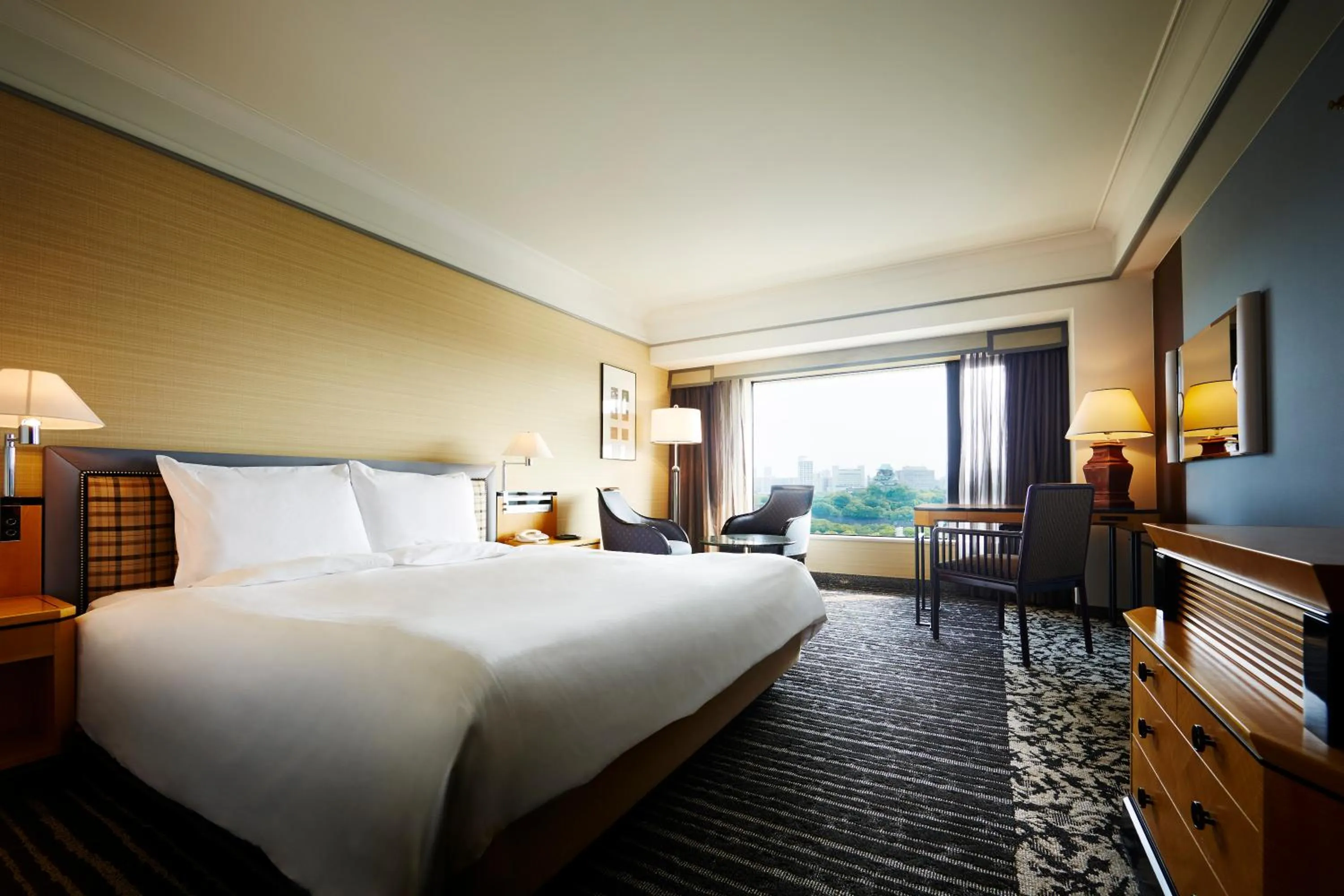 Superior Double Non Smoking Castle View - single occupancy in Hotel New Otani Osaka