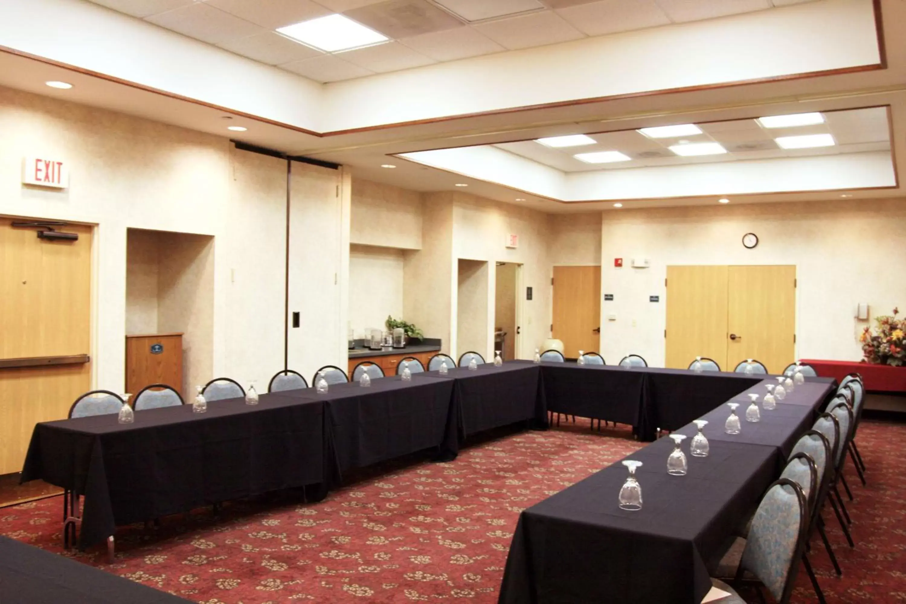 Meeting/conference room in Hampton Inn & Suites Kansas City-Merriam