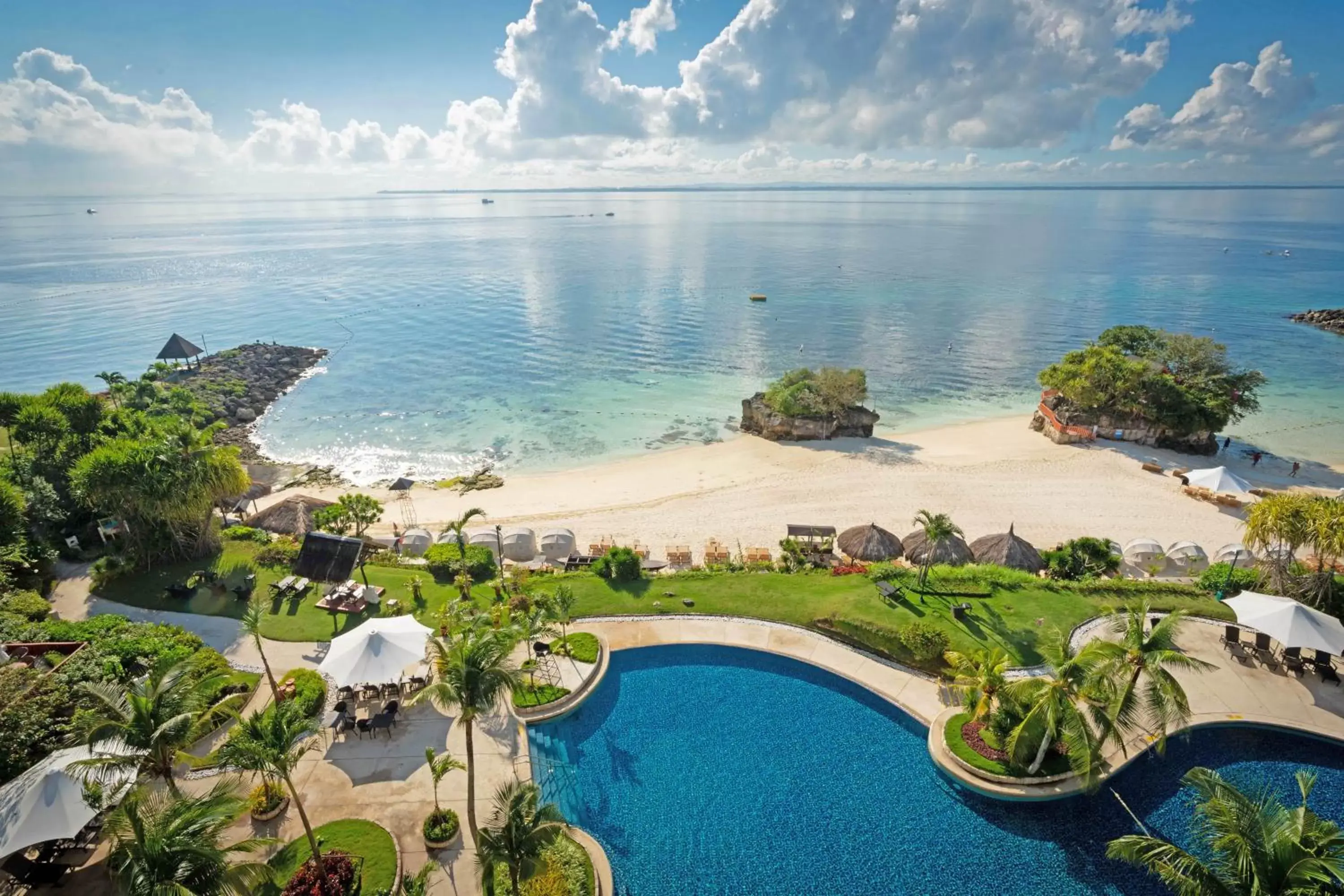 Bird's eye view, Pool View in Shangri-La Mactan, Cebu