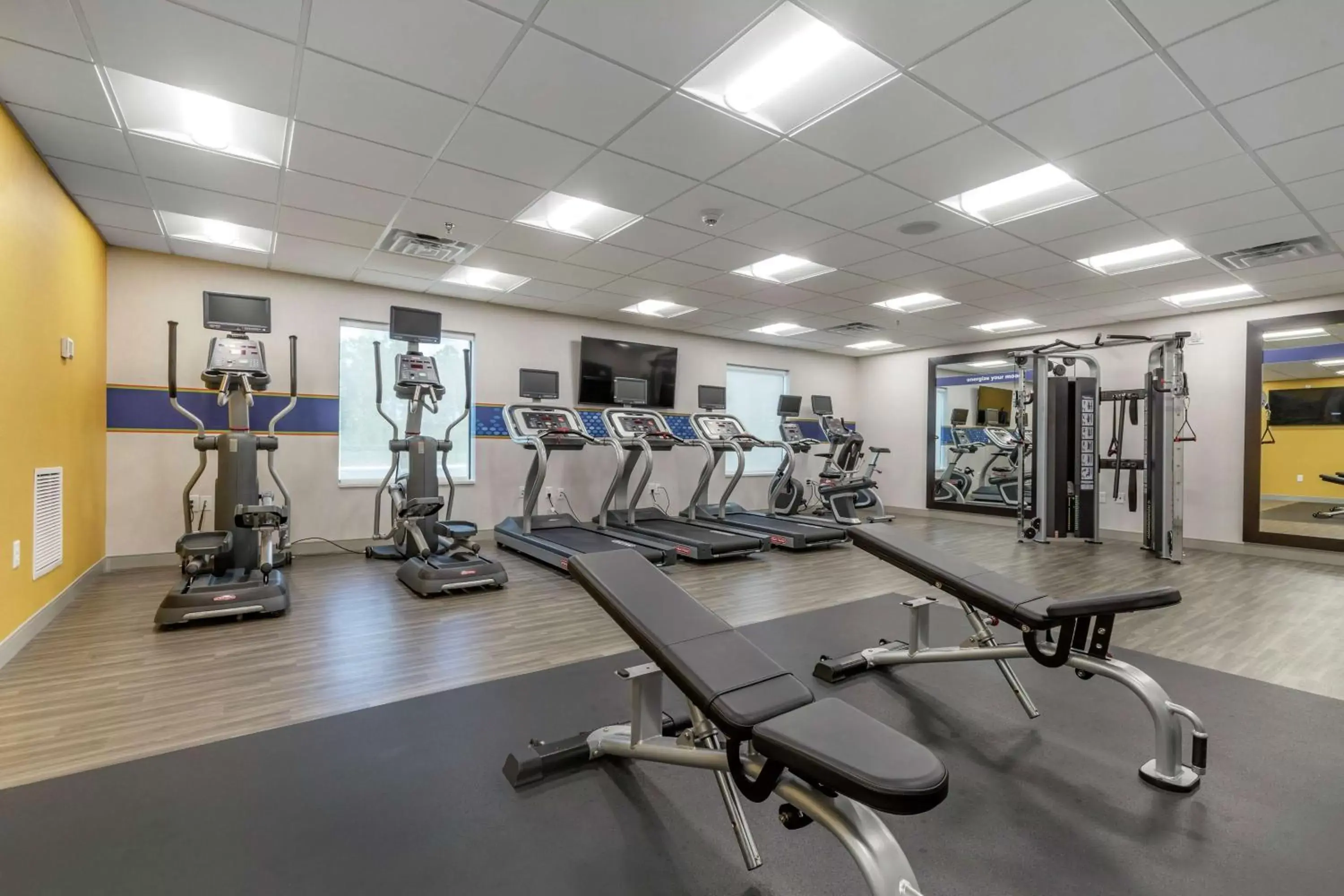 Fitness centre/facilities, Fitness Center/Facilities in Hampton Inn By Hilton Camden, Sc