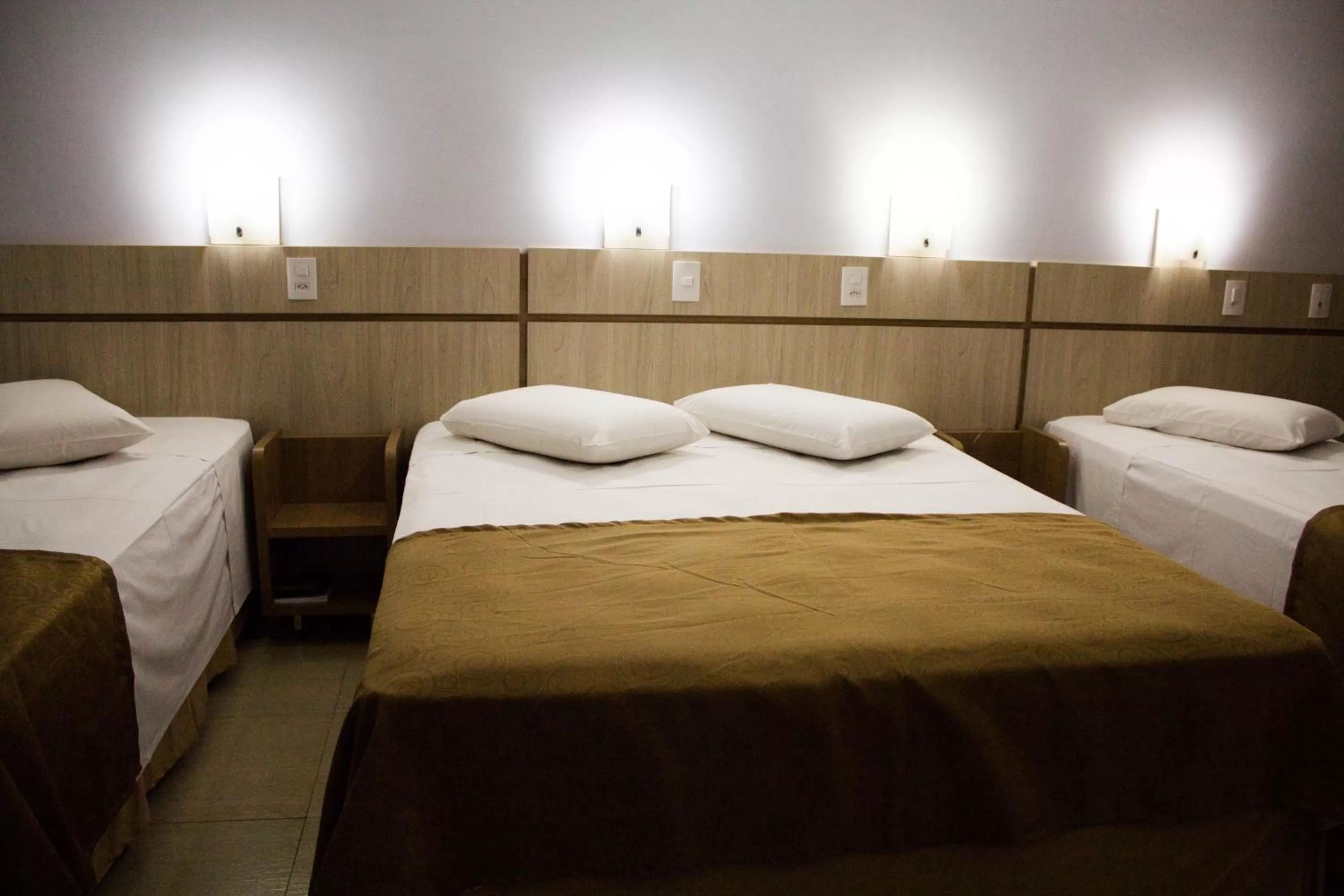 Bed in Hotel Baviera Iguassu