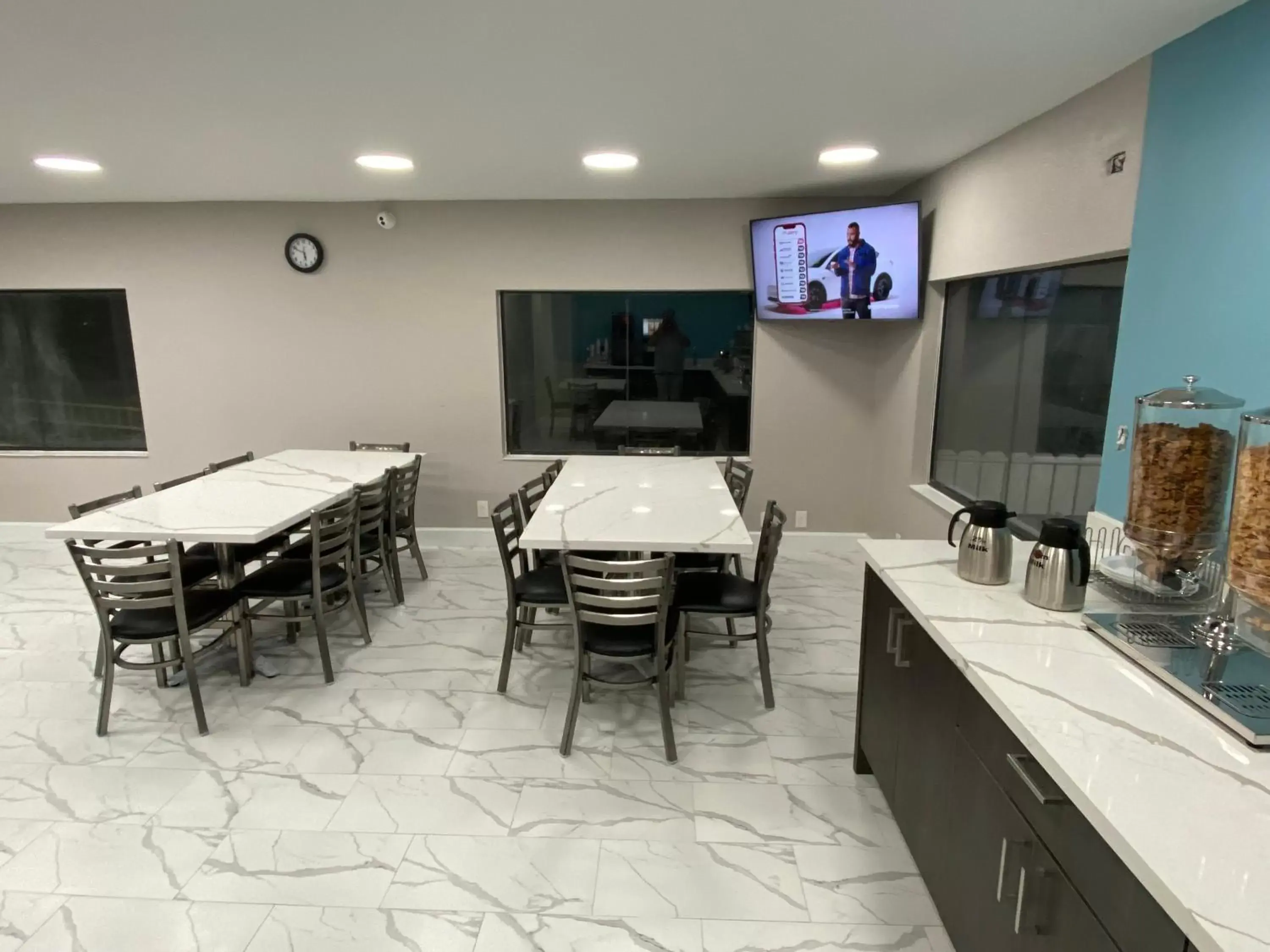 Dining area in Days Inn by Wyndham Waco University Area