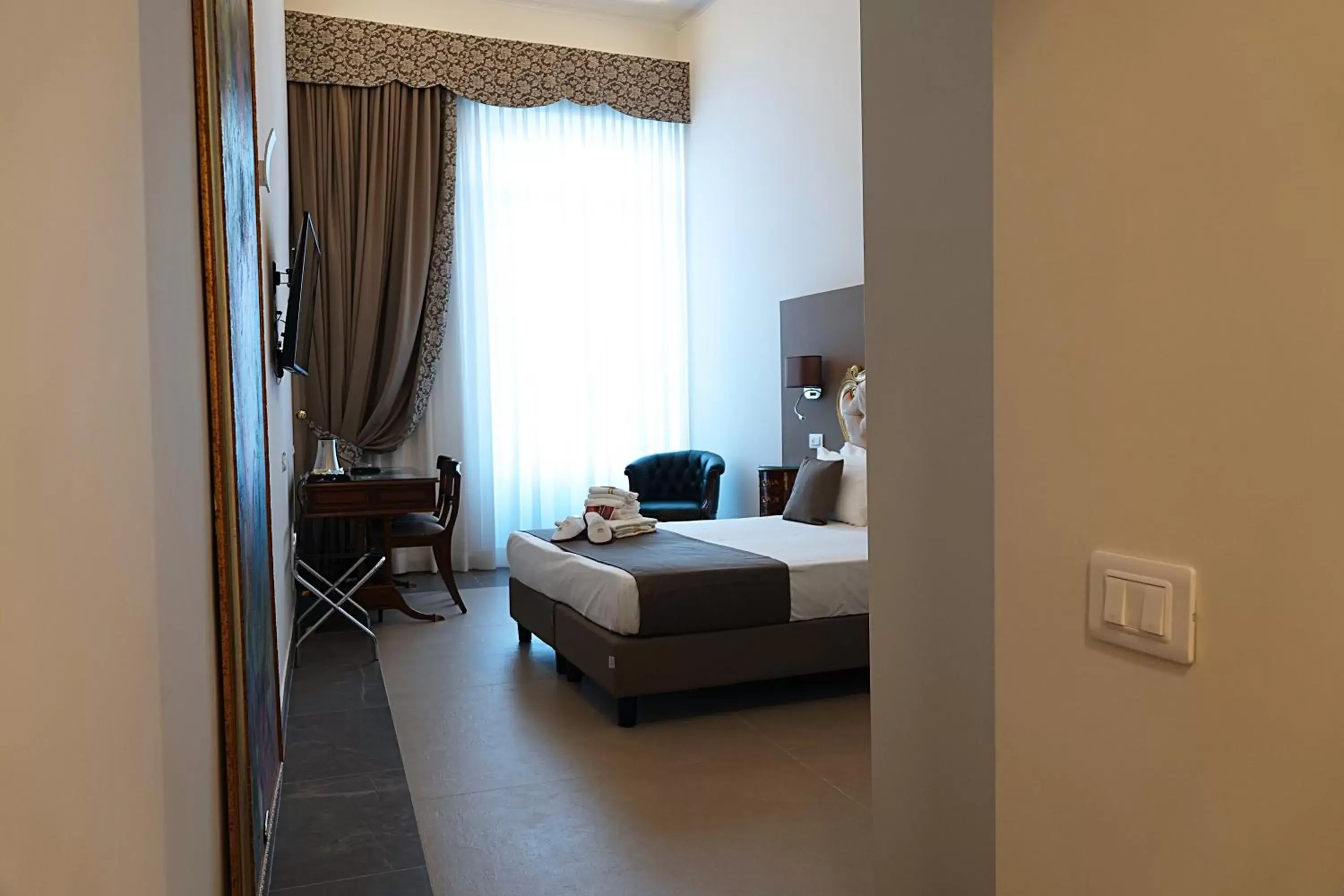 Bedroom, Seating Area in Hotel Art Resort Galleria Umberto