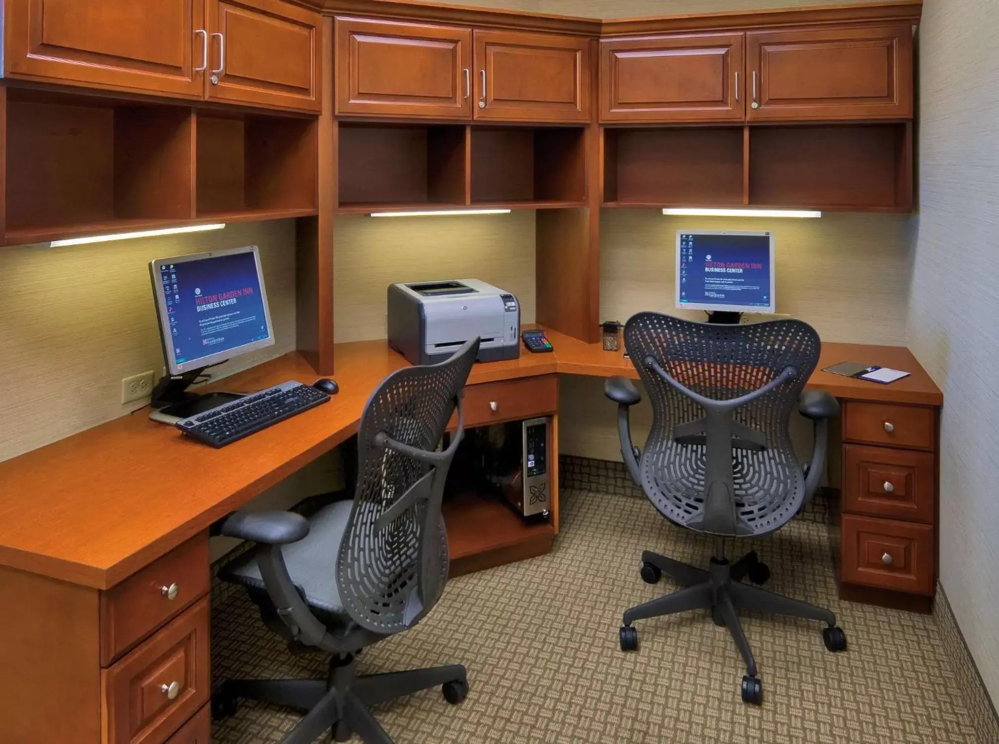 Business facilities, Business Area/Conference Room in Hilton Garden Inn Lakewood