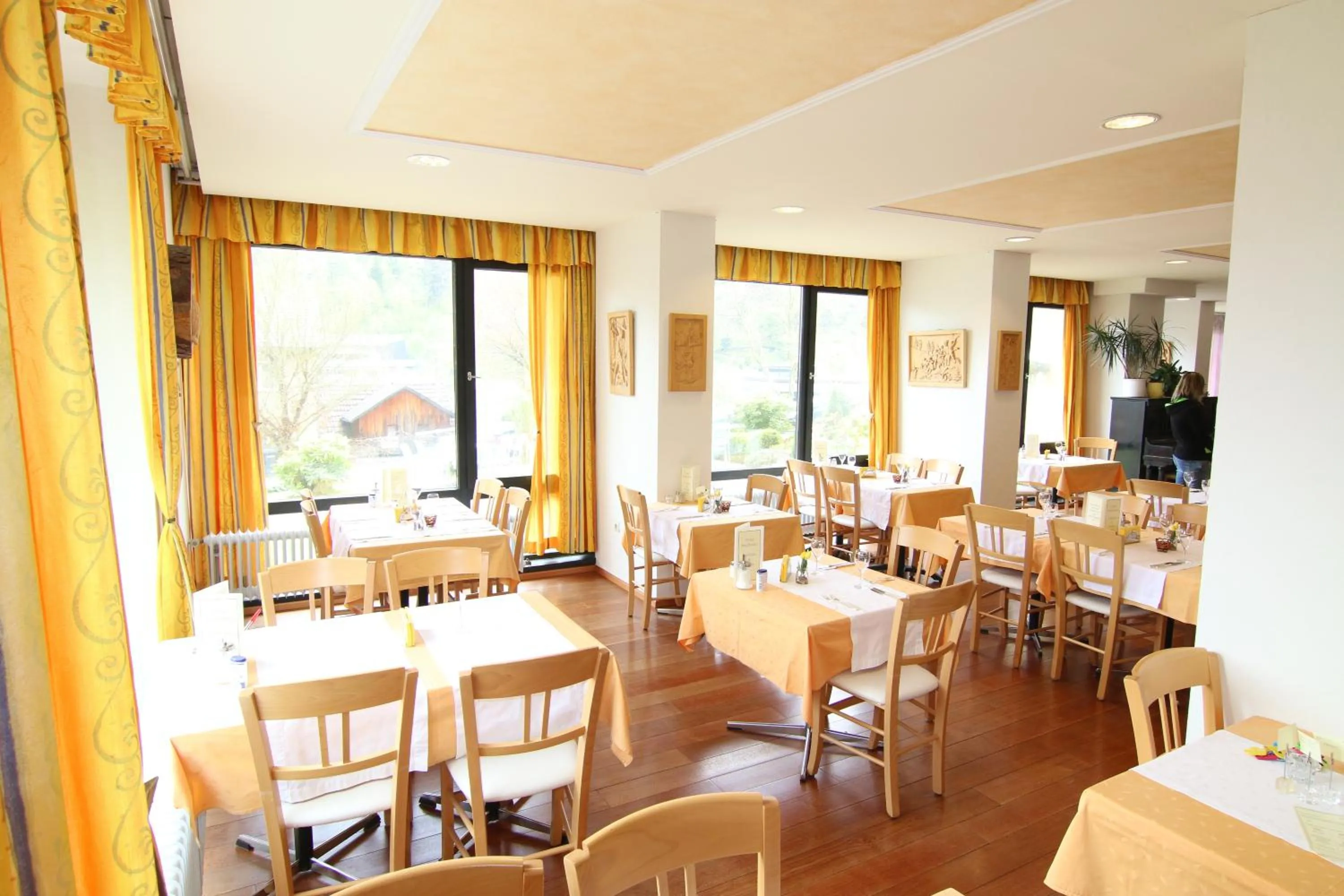 Restaurant/places to eat in Hotel Bergfrieden