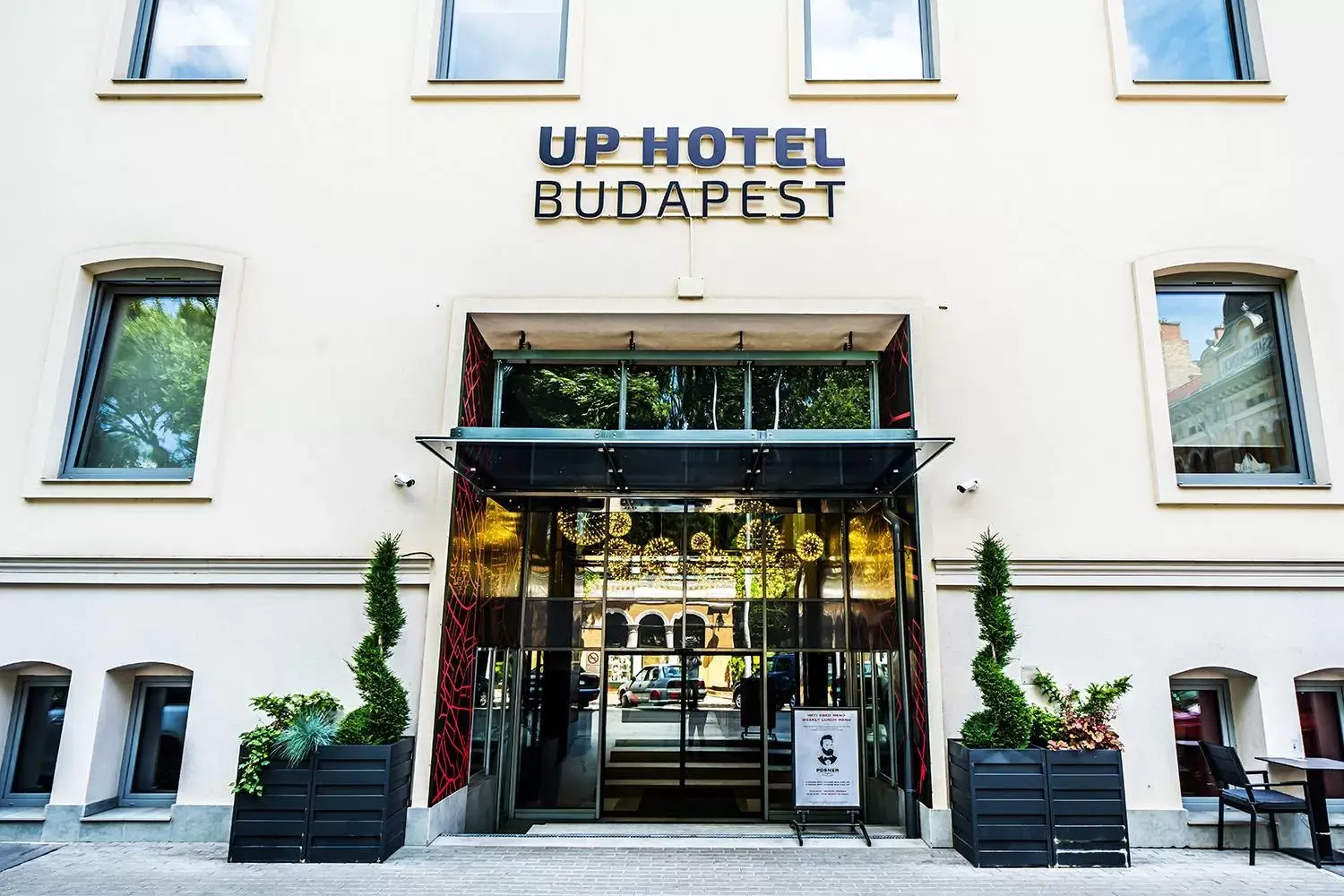 Facade/entrance in Up Hotel Budapest