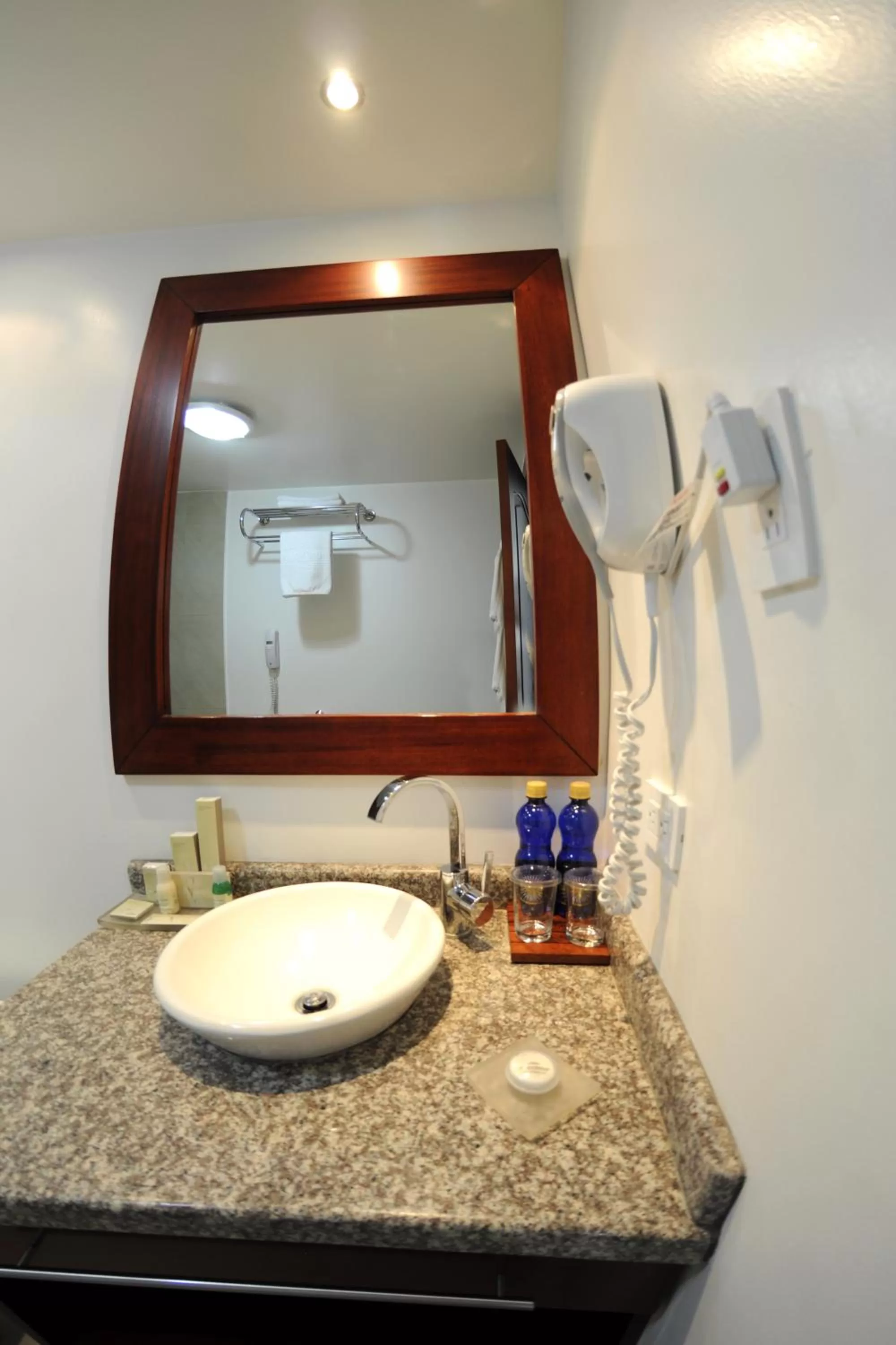 Bathroom in Wyndham Garden Quito