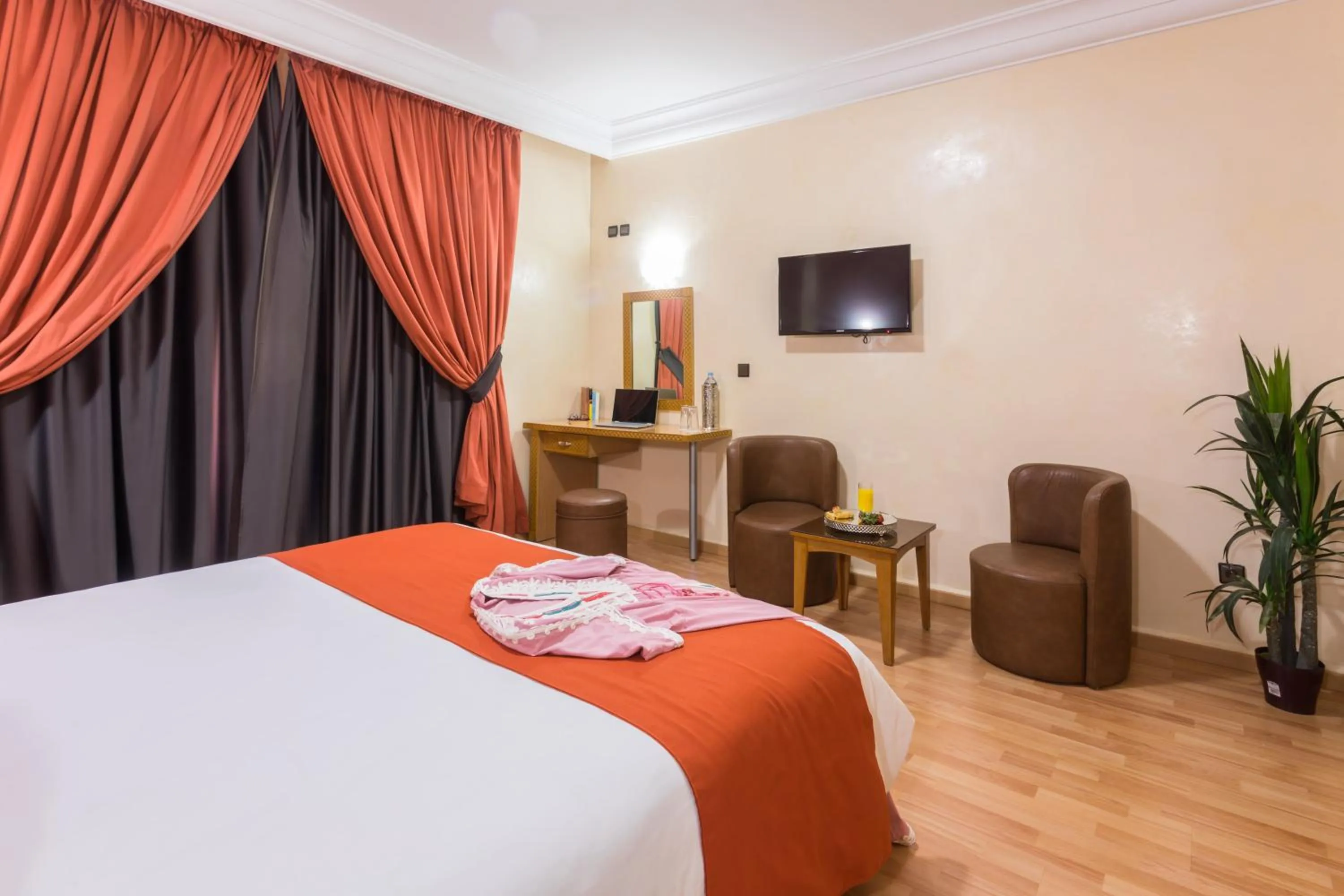 Bed in Hotel Meriem Marrakech