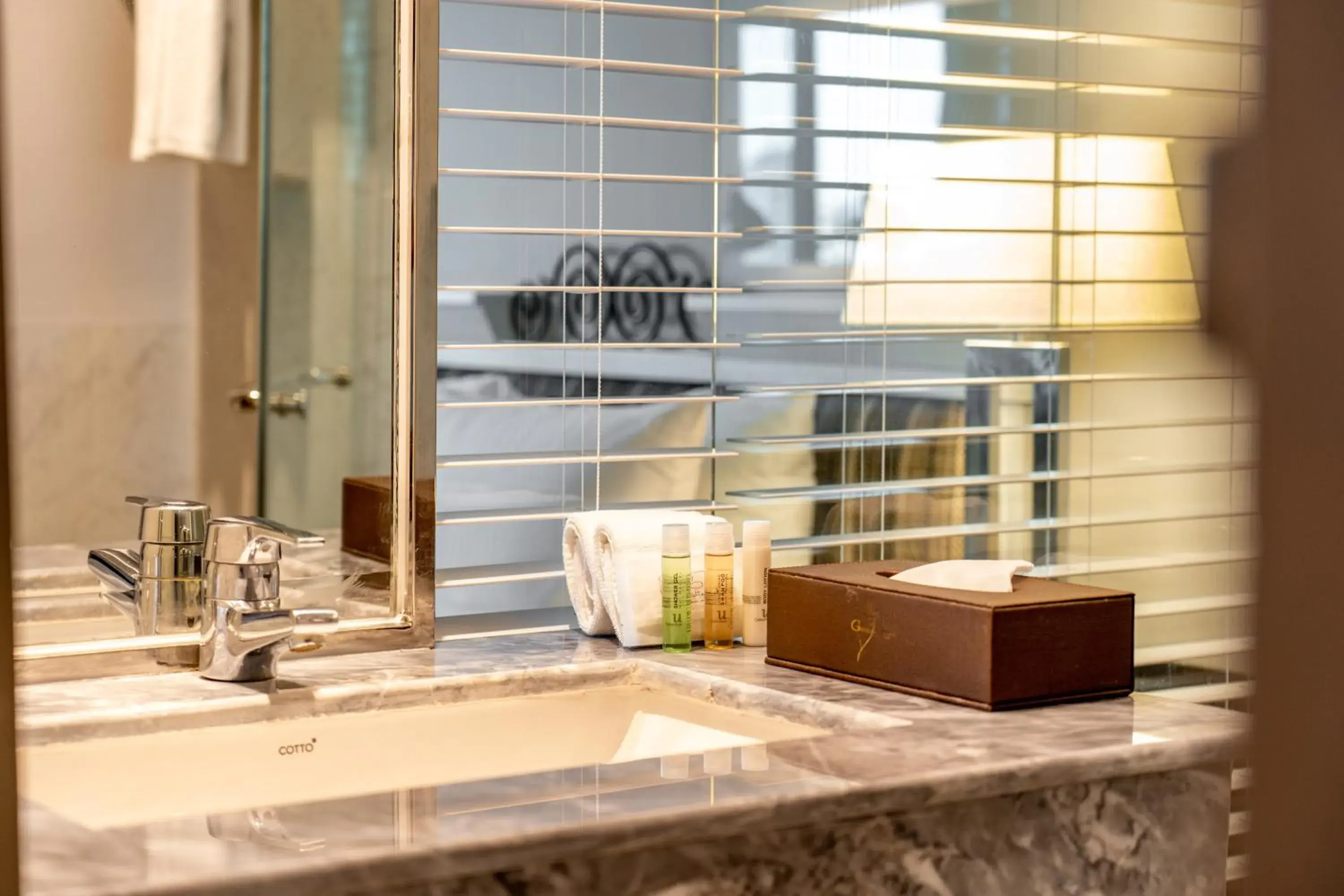 Bathroom in Grand Riverside Hotel