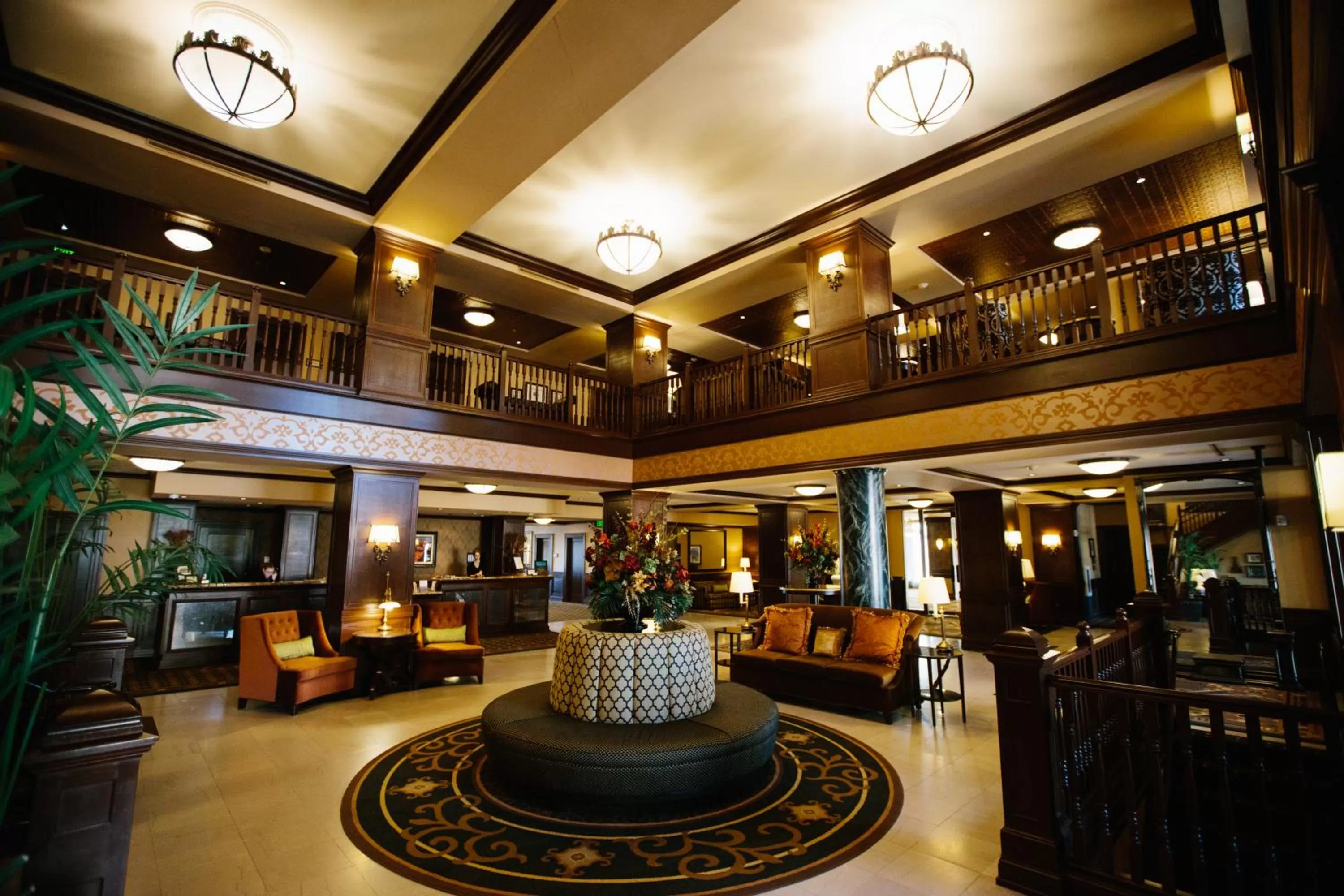Lobby or reception in Hotel Julien Dubuque