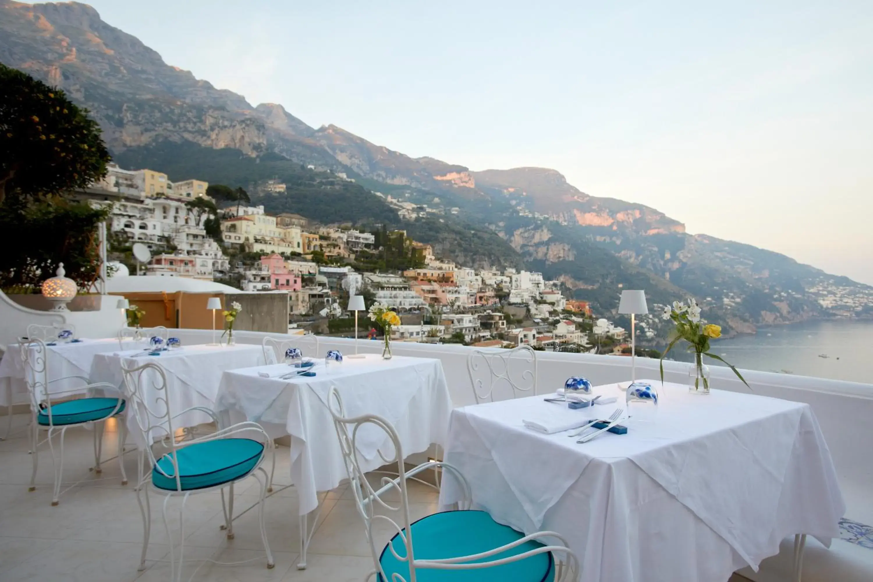 Restaurant/Places to Eat in Hotel Conca d'Oro