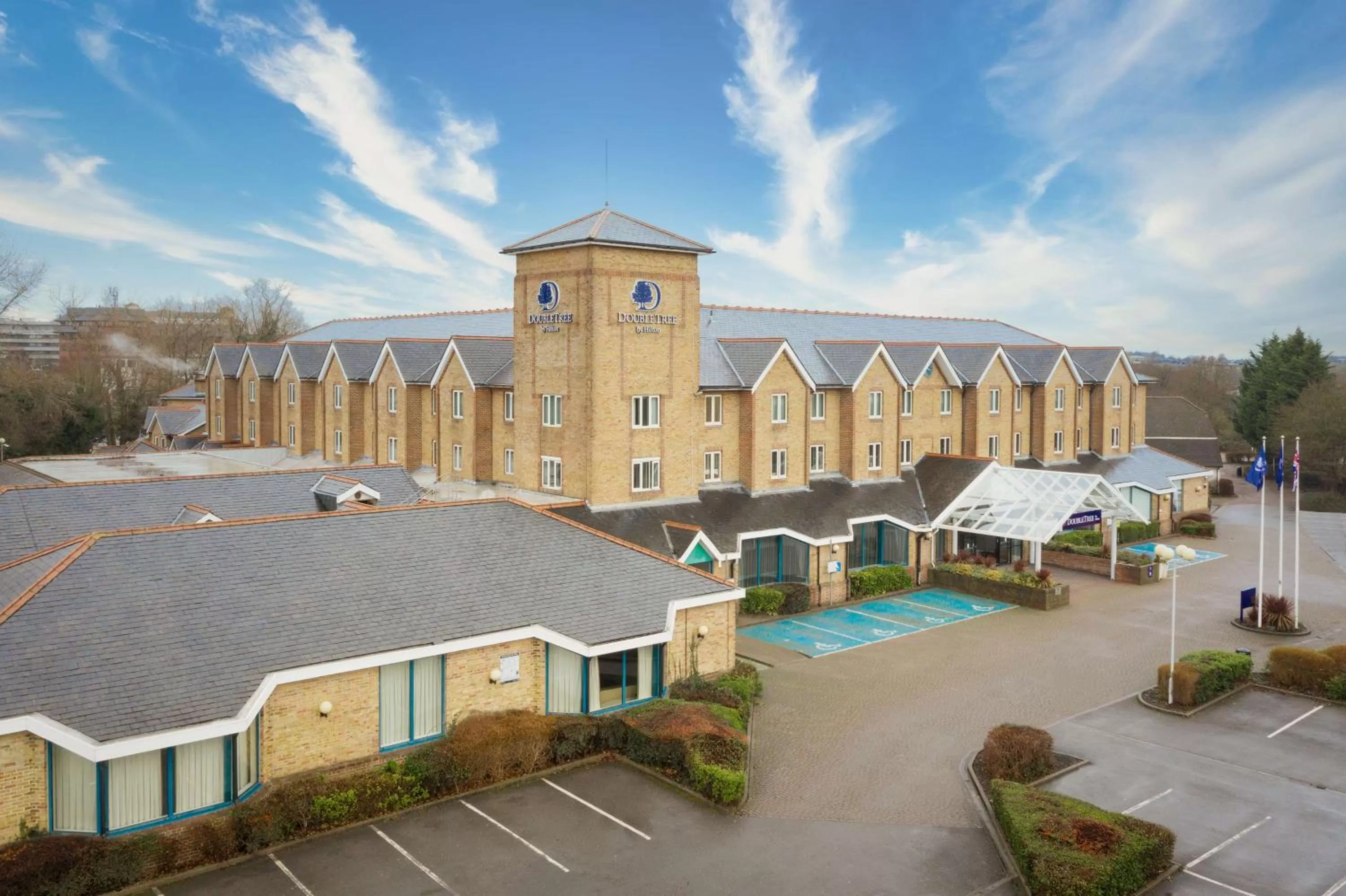 Property building in DoubleTree by Hilton London Elstree