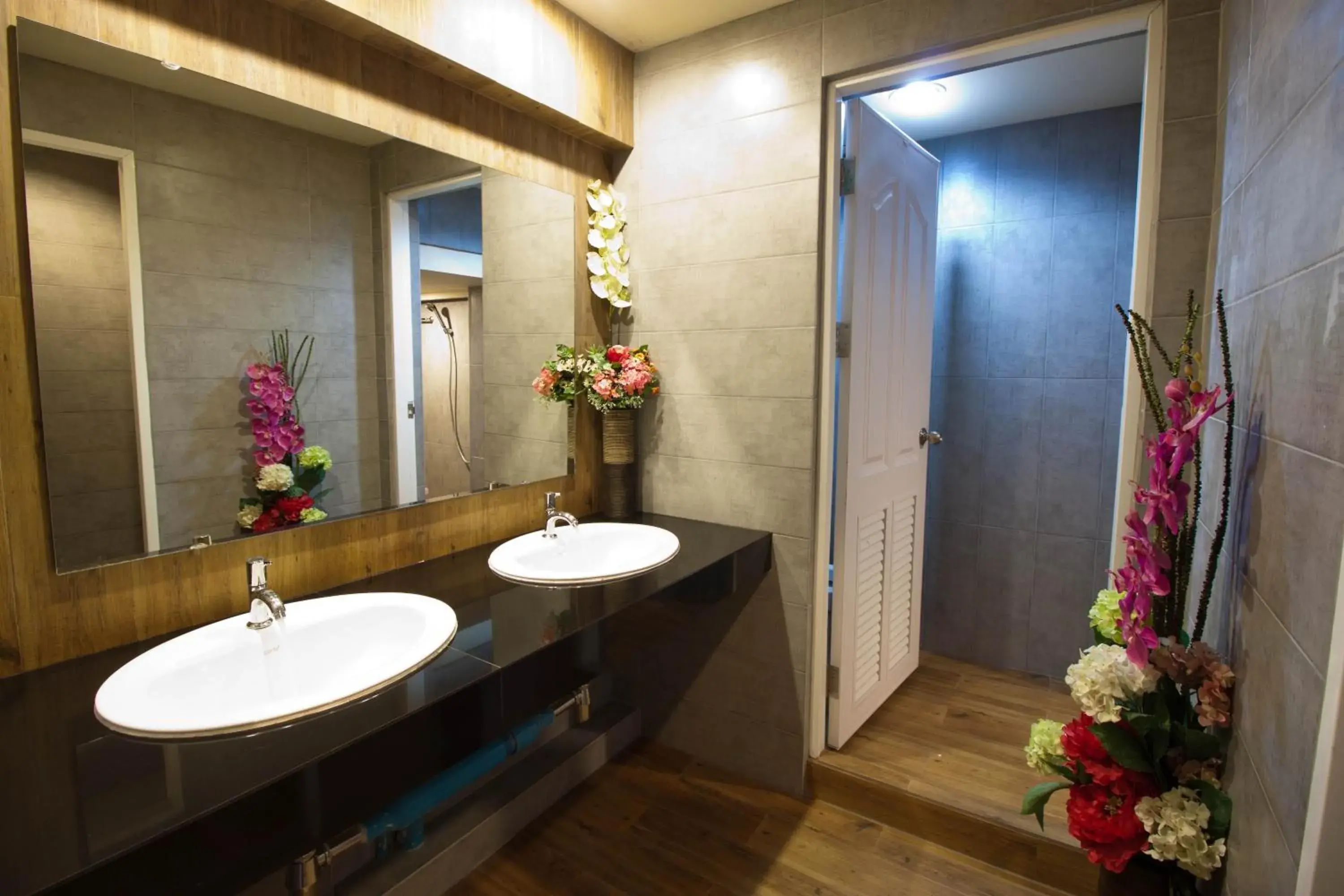 Bathroom in Ashi Hostel