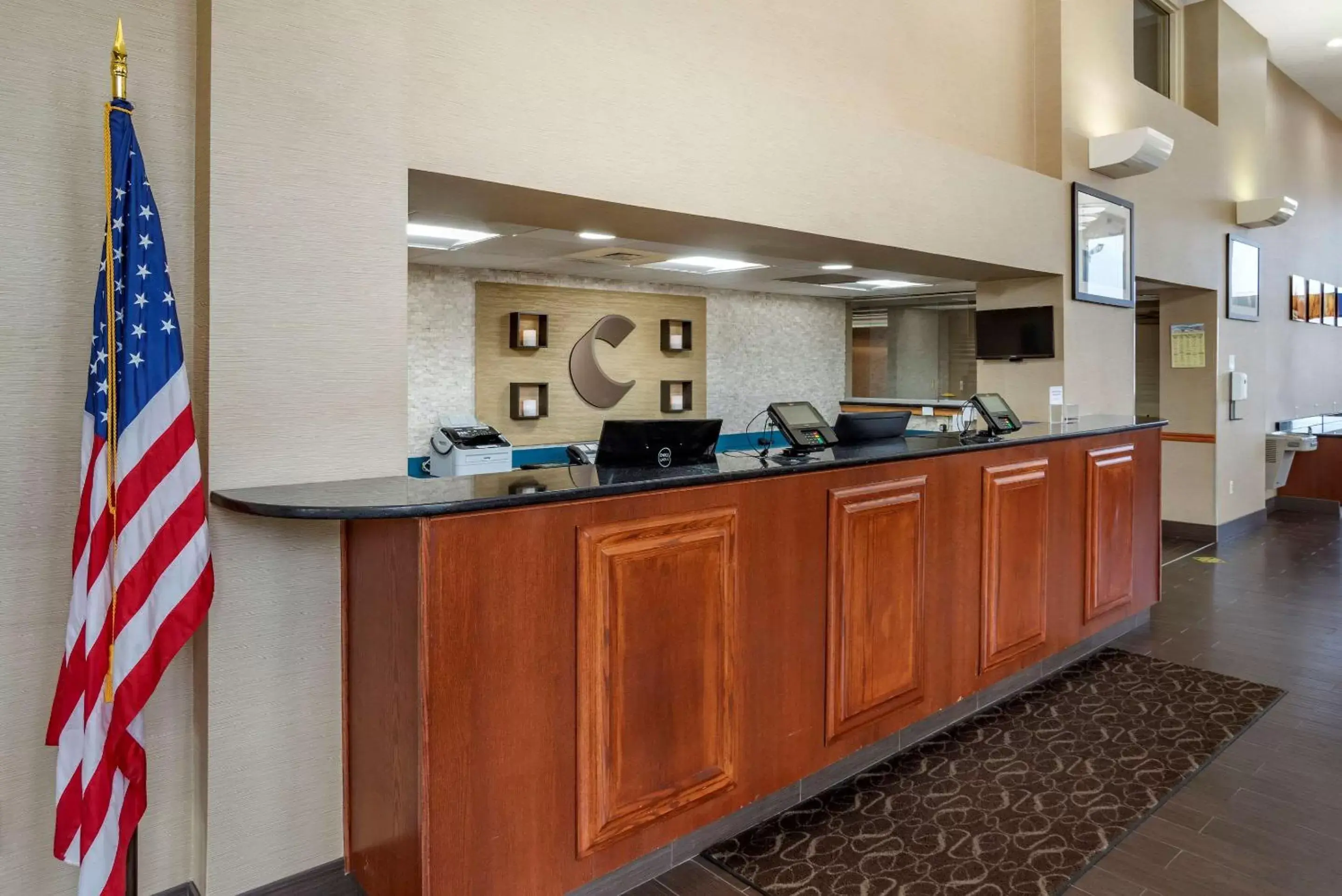 Lobby or reception in Comfort Suites Hagerstown Lobby or reception in Comfort Suites Hagerstown