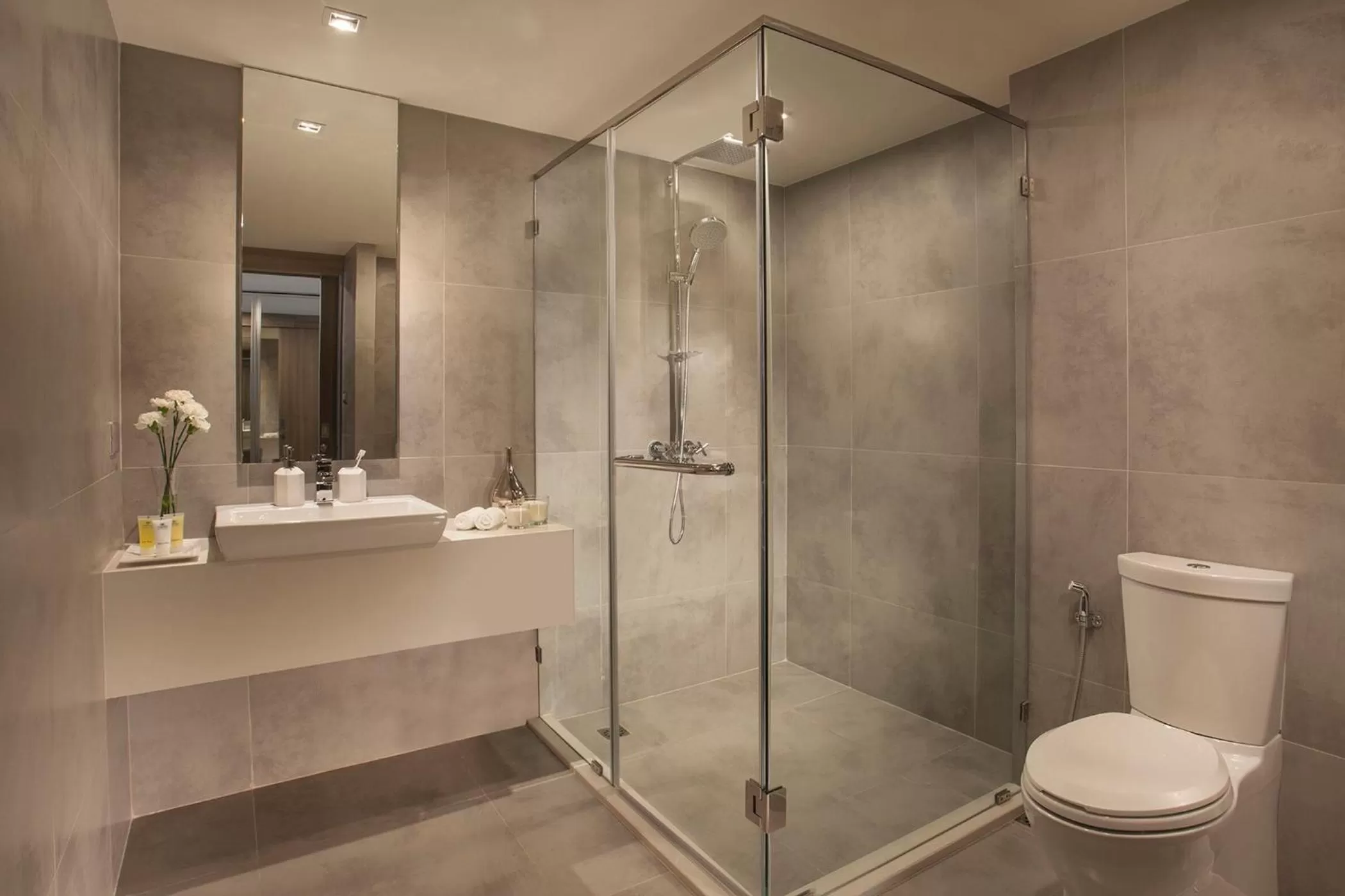 Bathroom in Somerset Ekamai Bangkok