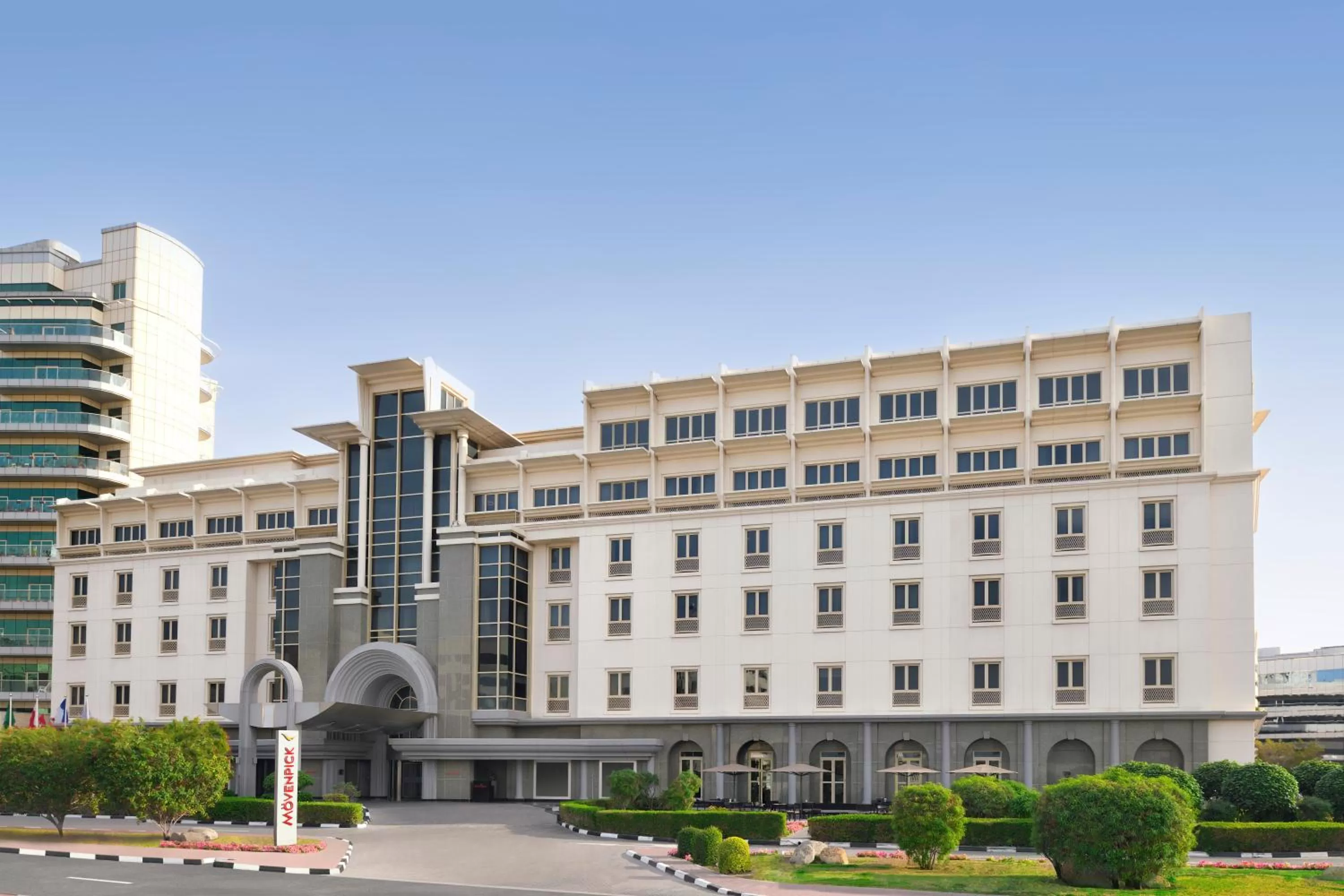 Property building in Mövenpick Hotel & Apartments Bur Dubai