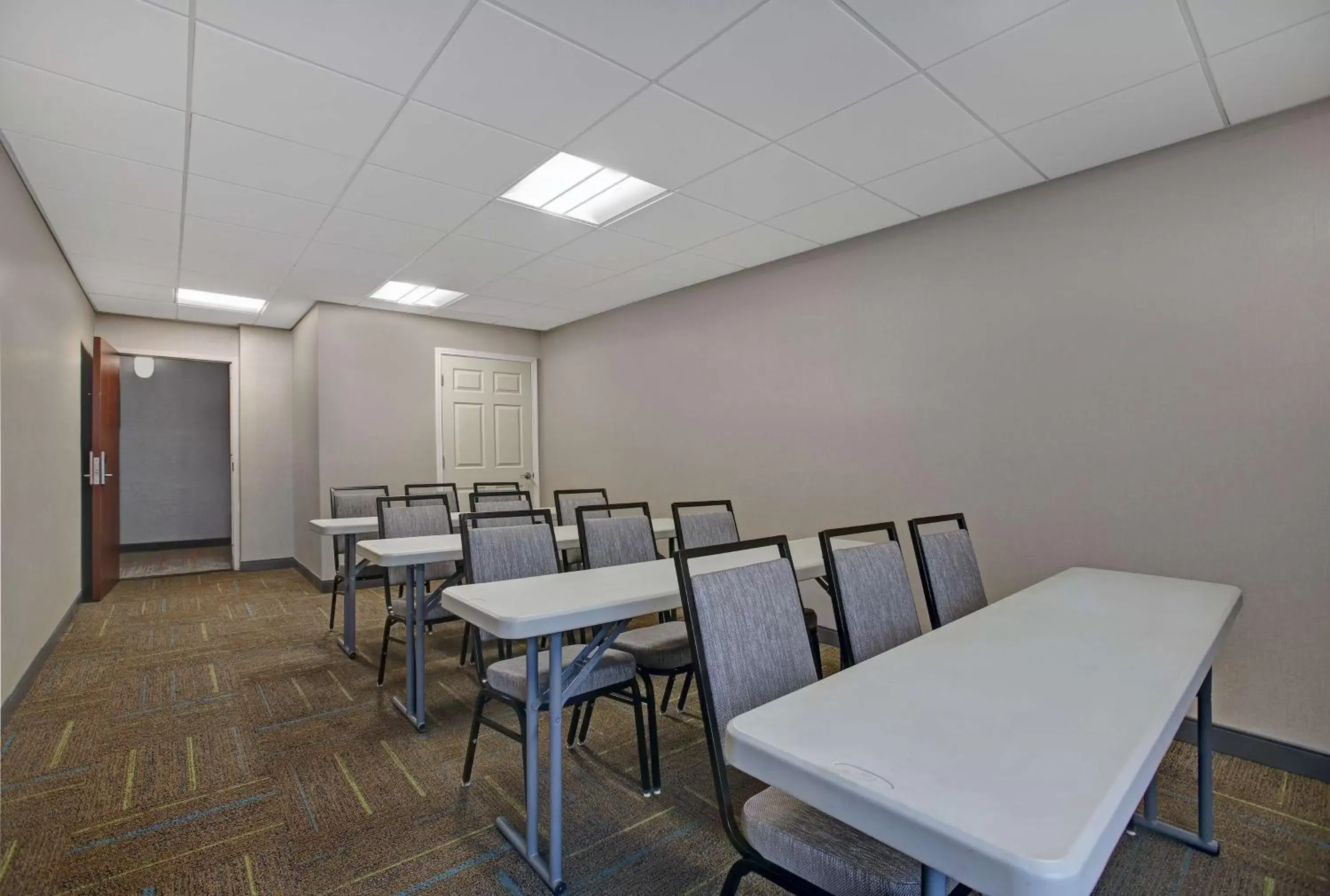 Meeting/conference room in Hampton Inn Salisbury