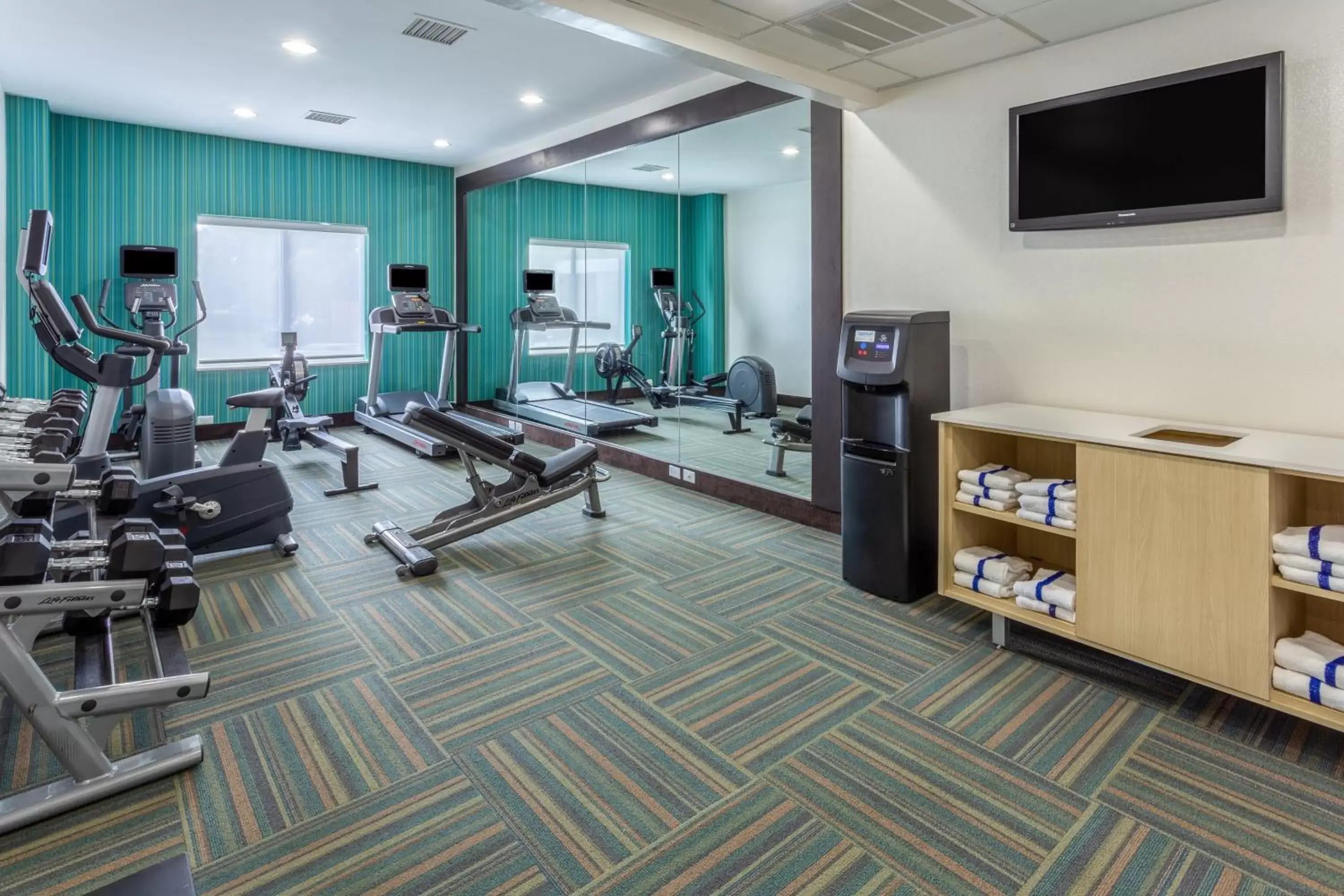 Fitness centre/facilities, Fitness Center/Facilities in Holiday Inn Express Arrowood, an IHG Hotel