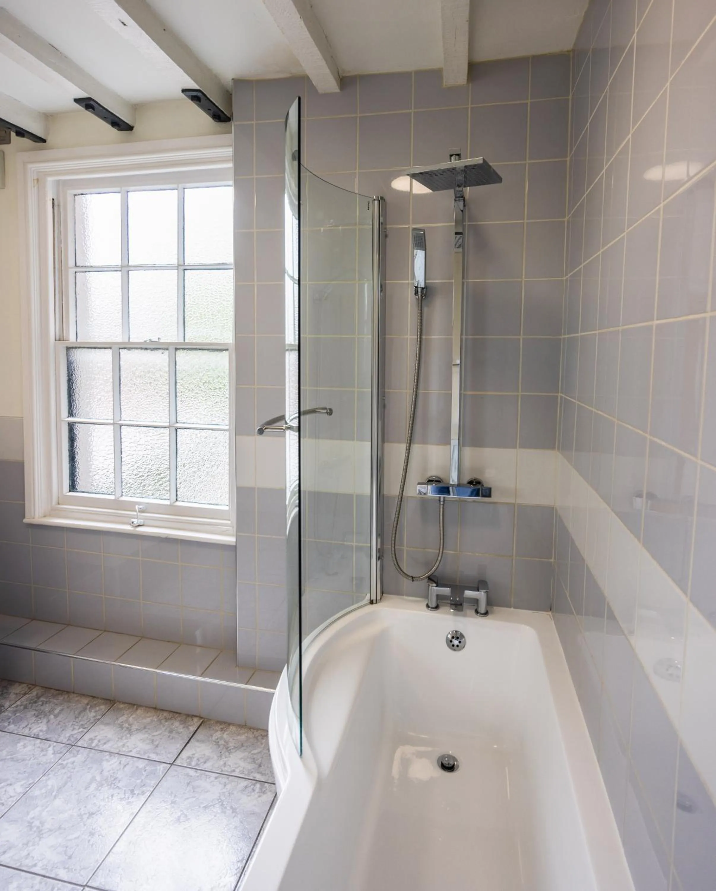 Bathroom in The White Hart Hotel