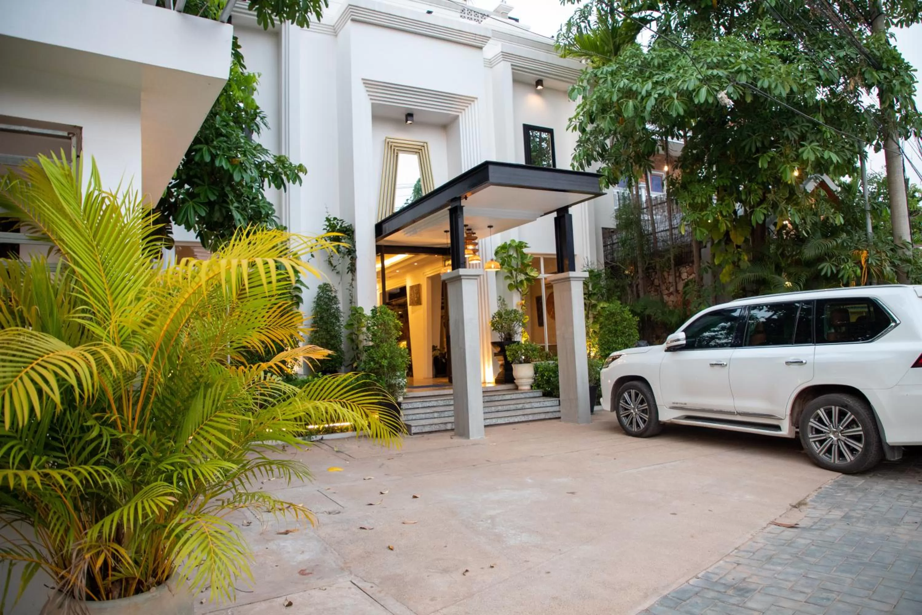 Parking in Boutique Indochine d'Angkor