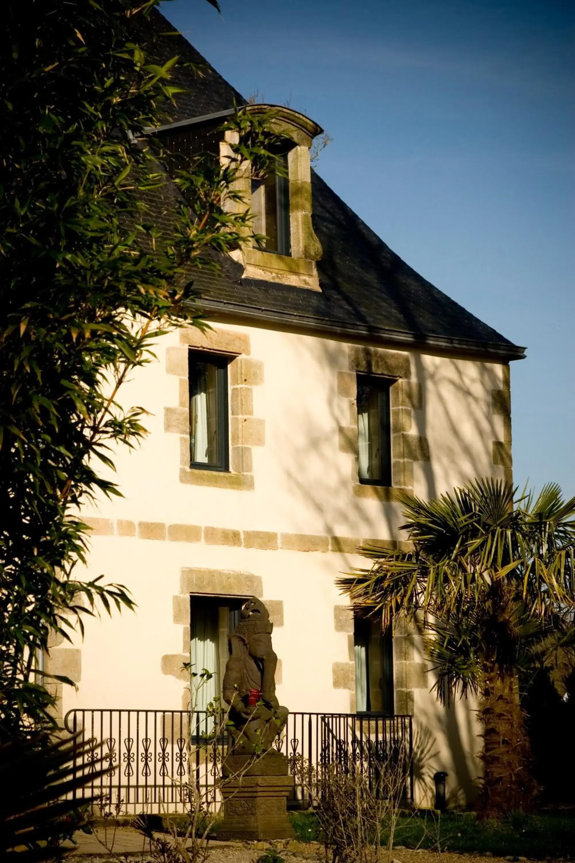 Facade/entrance, Property Building in Manoir des Indes, The Originals Relais (Relais du Silence)