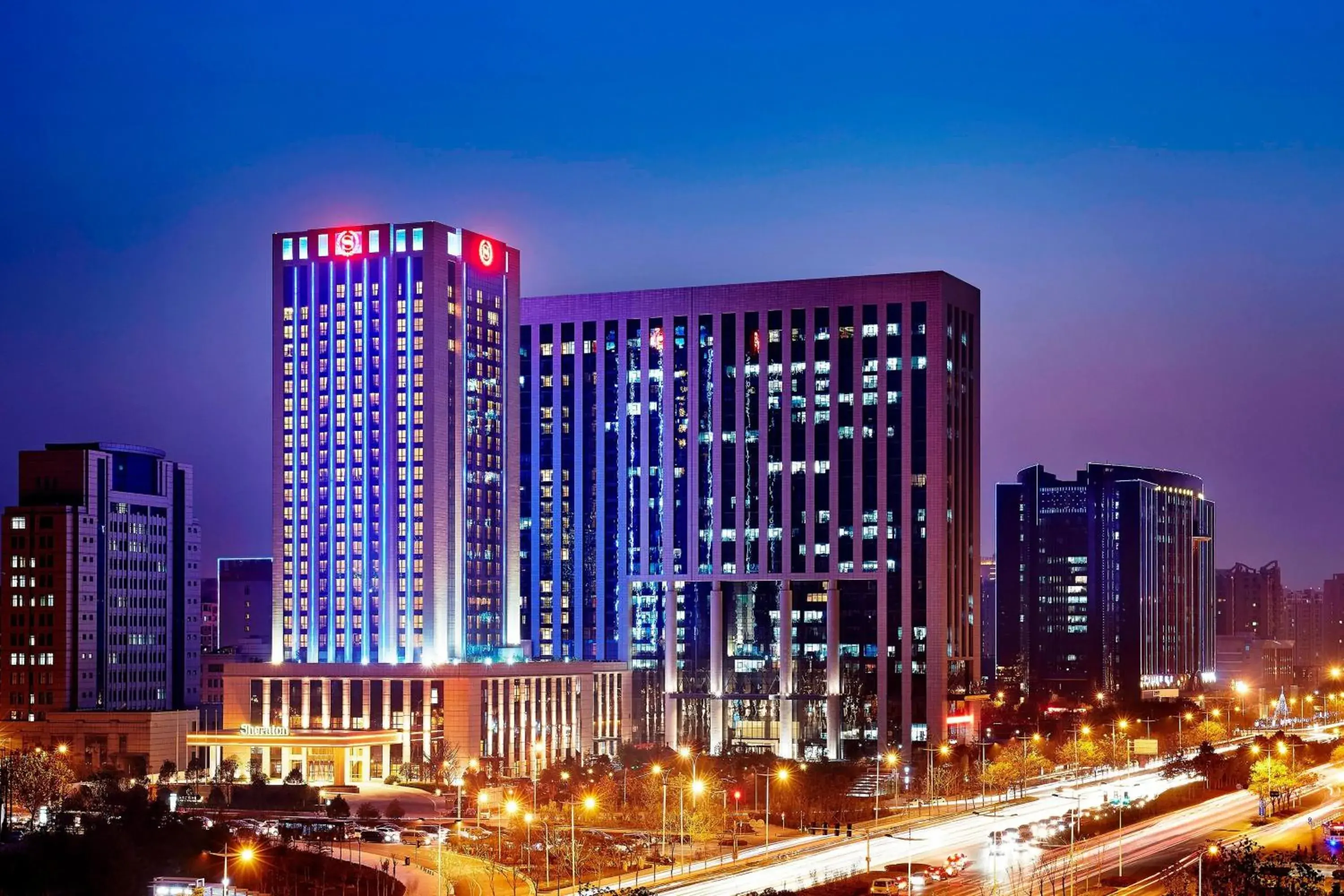 Property building in Sheraton Grand Zhengzhou Hotel