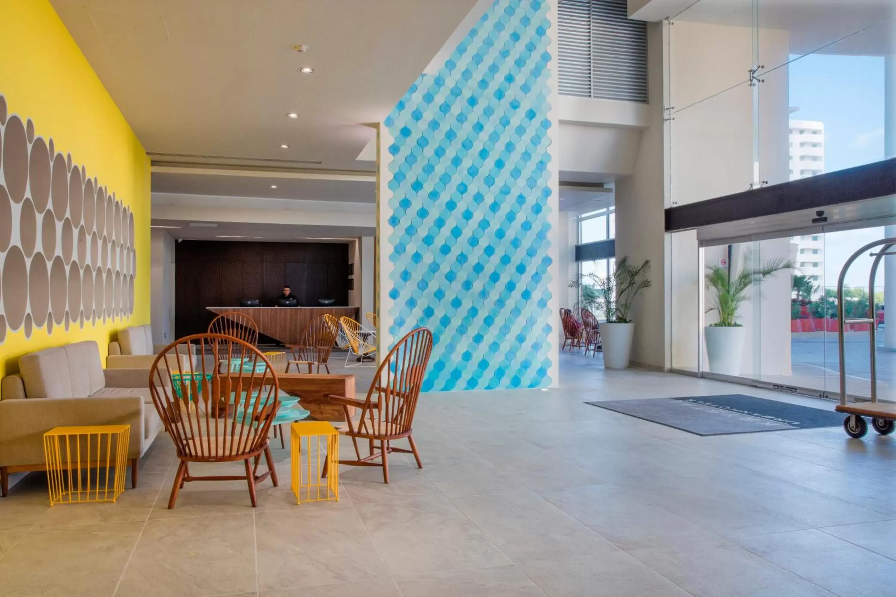 Lobby or reception in Krystal Urban Cancun & Beach Club