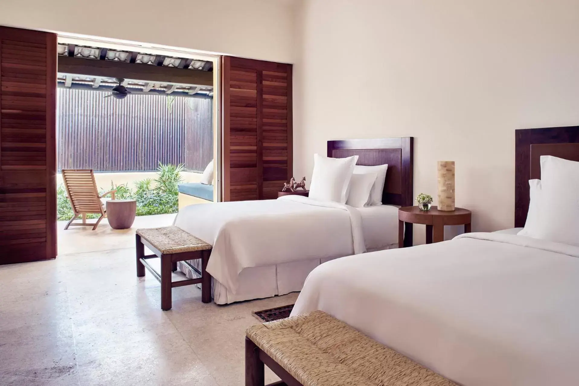 Bedroom, Bed in Four Seasons Resort Punta Mita