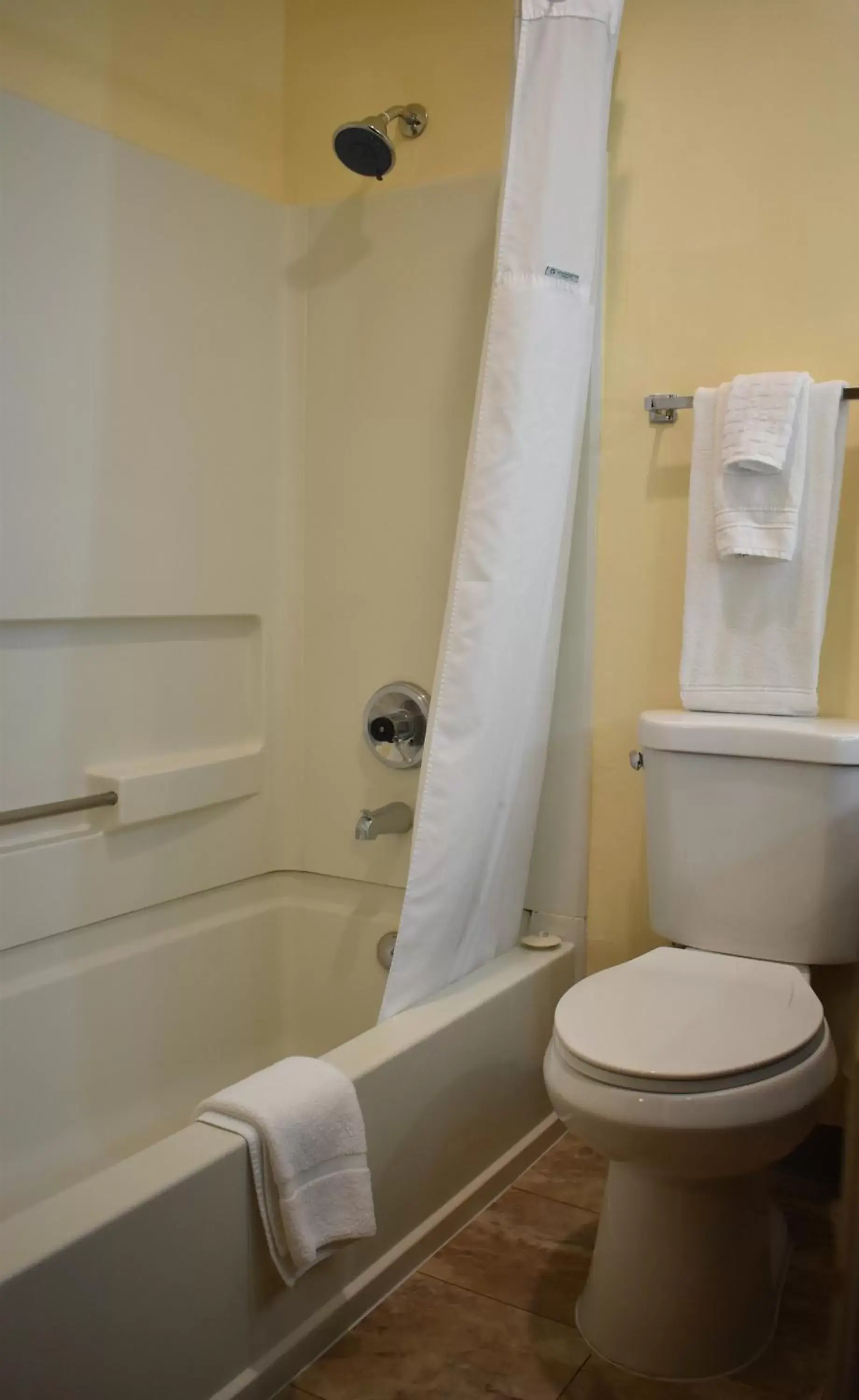 Bathroom in SureStay Hotel by Best Western Portland City Center