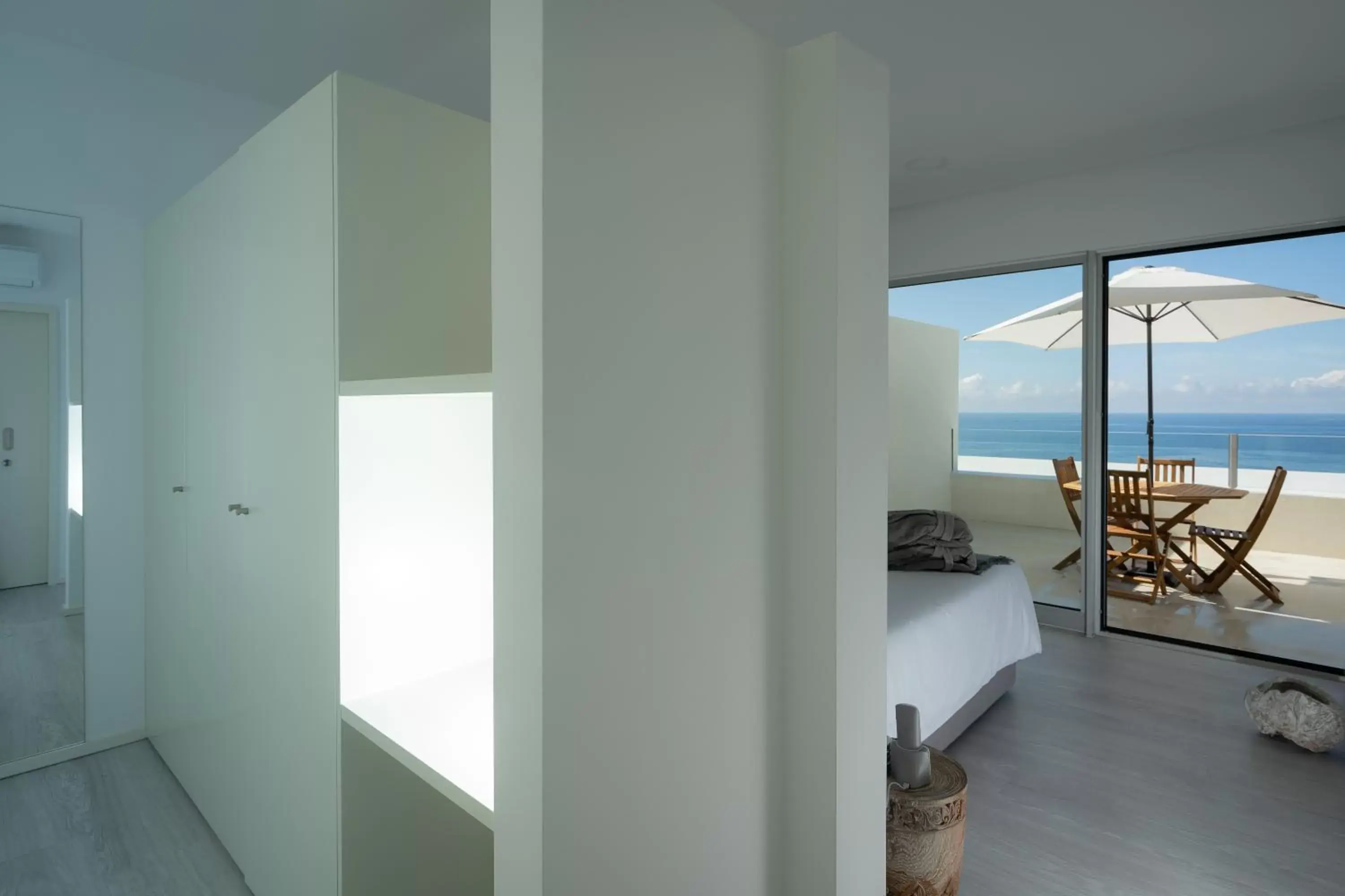 Bed, Balcony/Terrace in Sul Villas & Spa - Azores