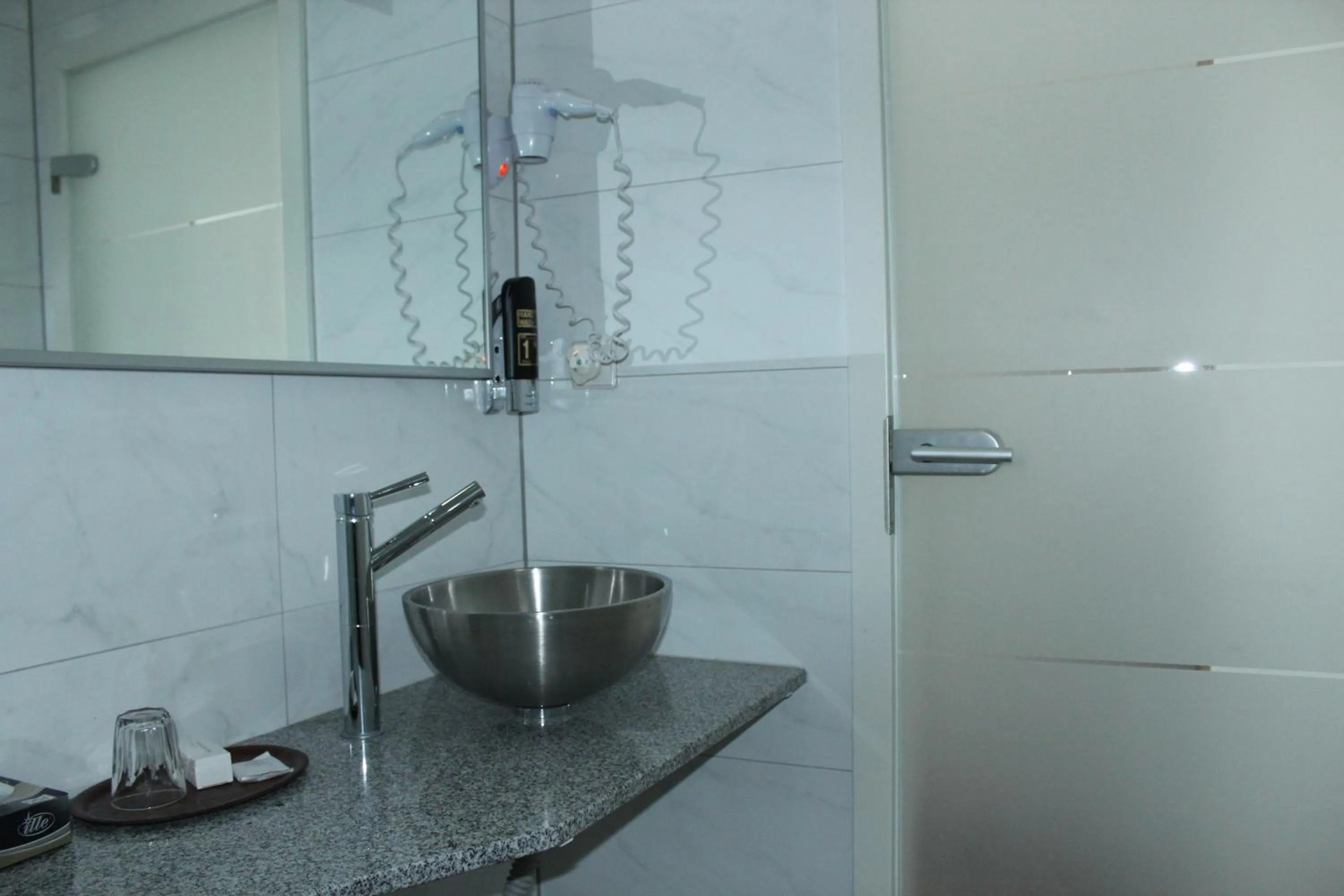 Bathroom in Hotel Batavia