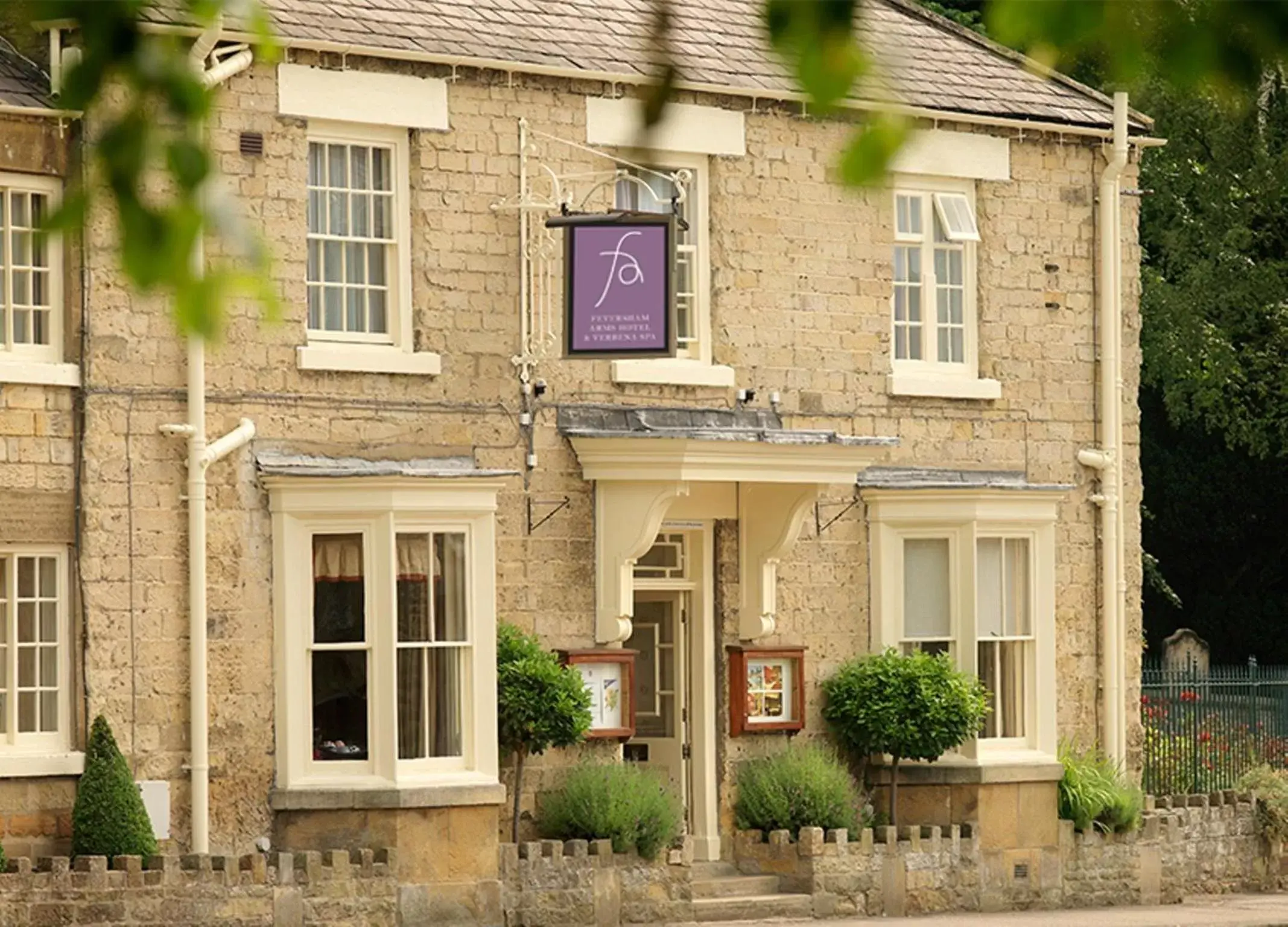 Facade/entrance, Property Building in Feversham Arms Hotel & Verbena Spa