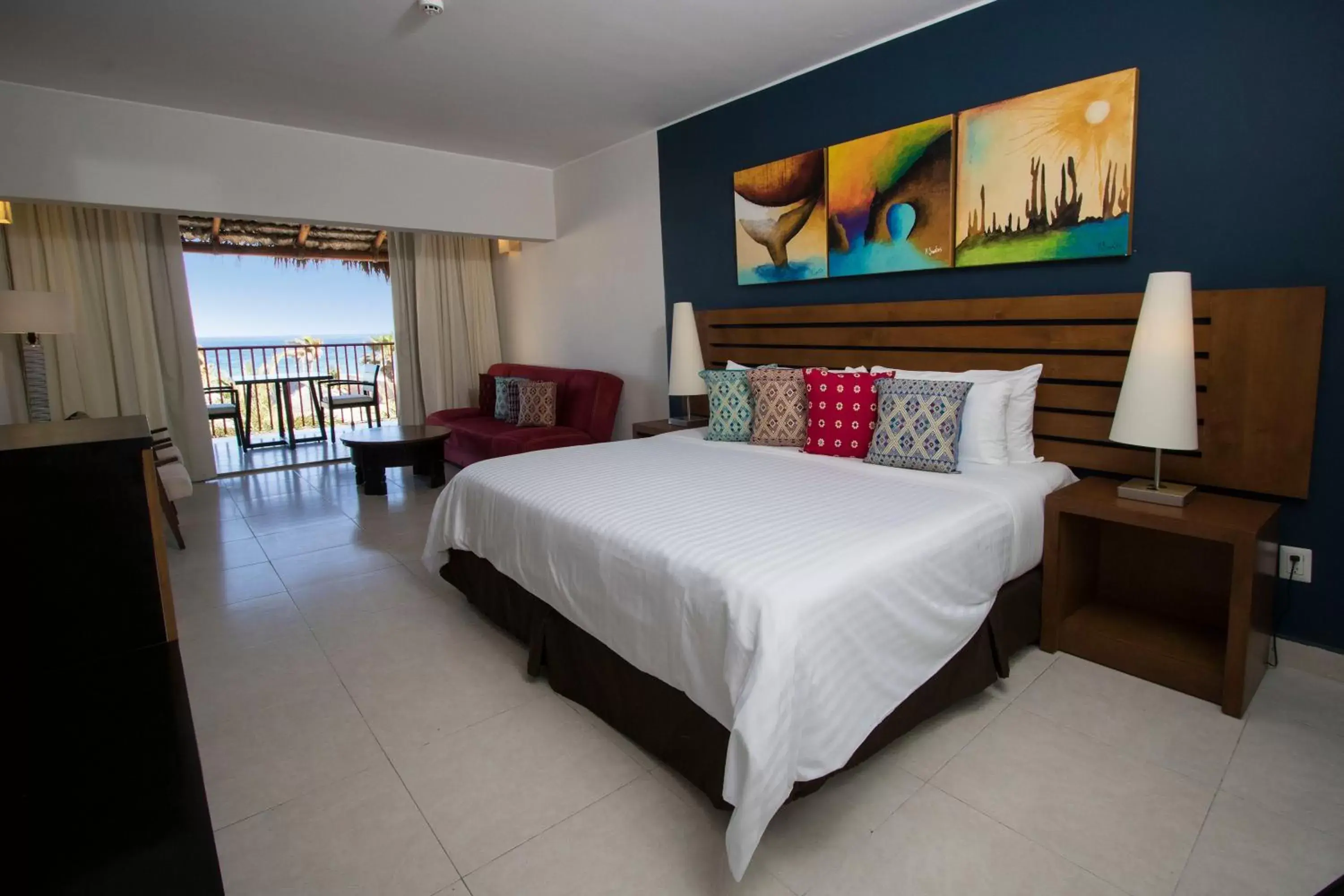 Shower, Bed in Royal Decameron Los Cabos - All Inclusive