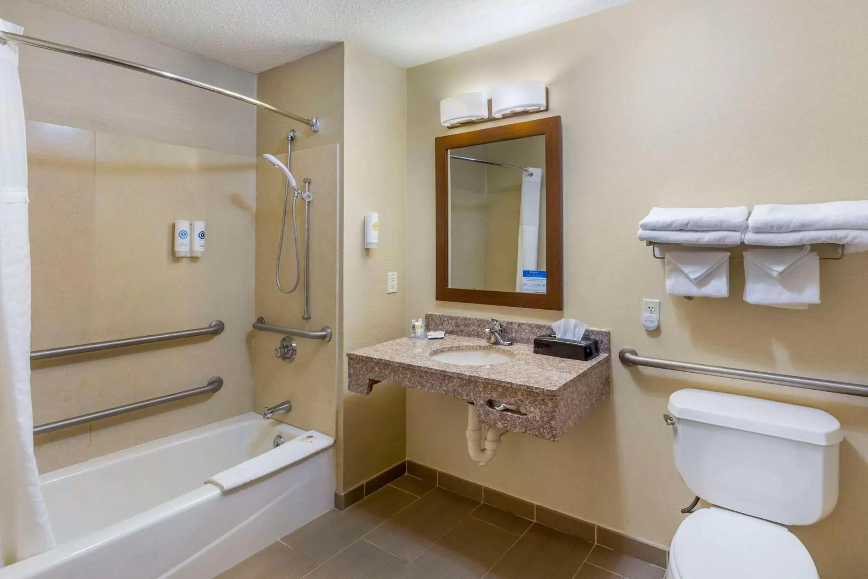 Bedroom, Bathroom in Comfort Inn & Suites Rapid City