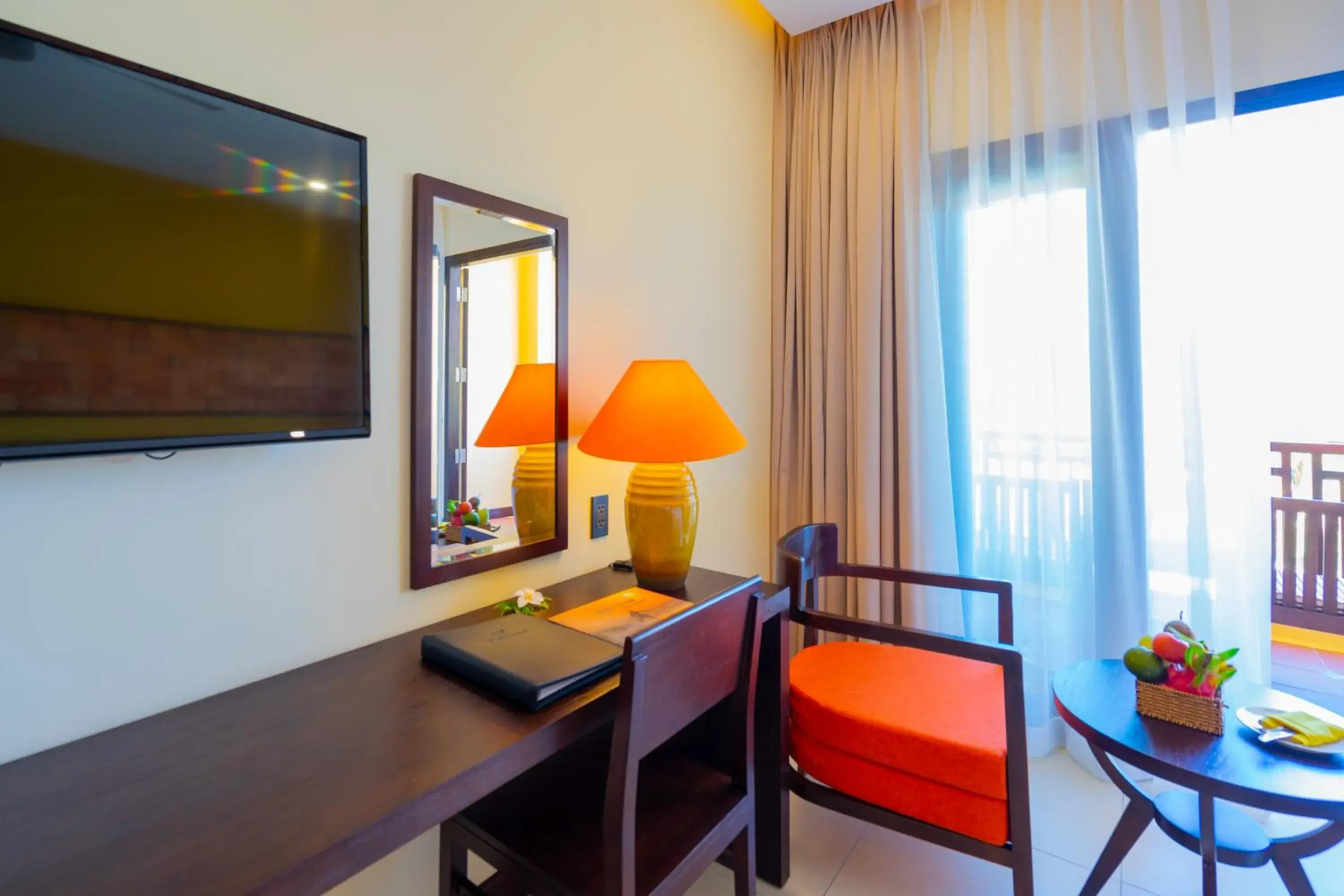 Seating area, TV/Entertainment Center in Pandanus Resort