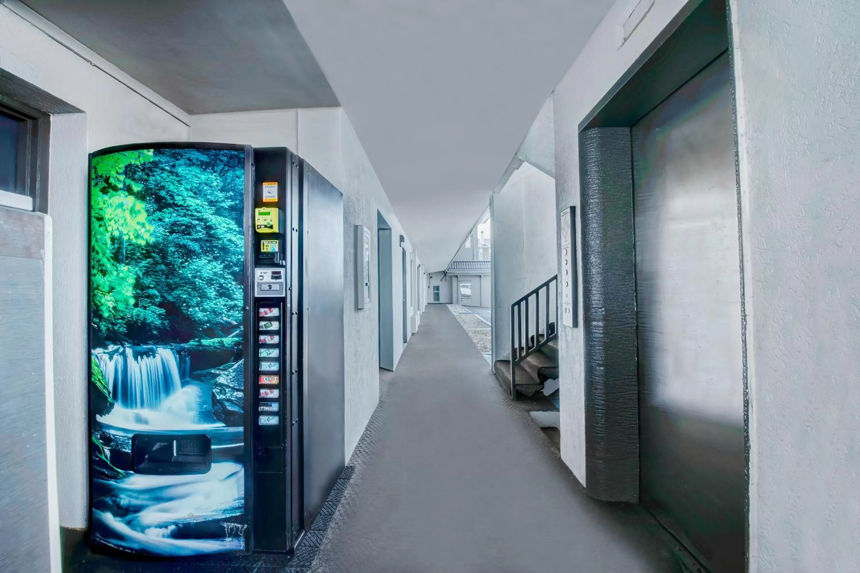 vending machine in Motel 6 Atlanta, Ga - Midtown