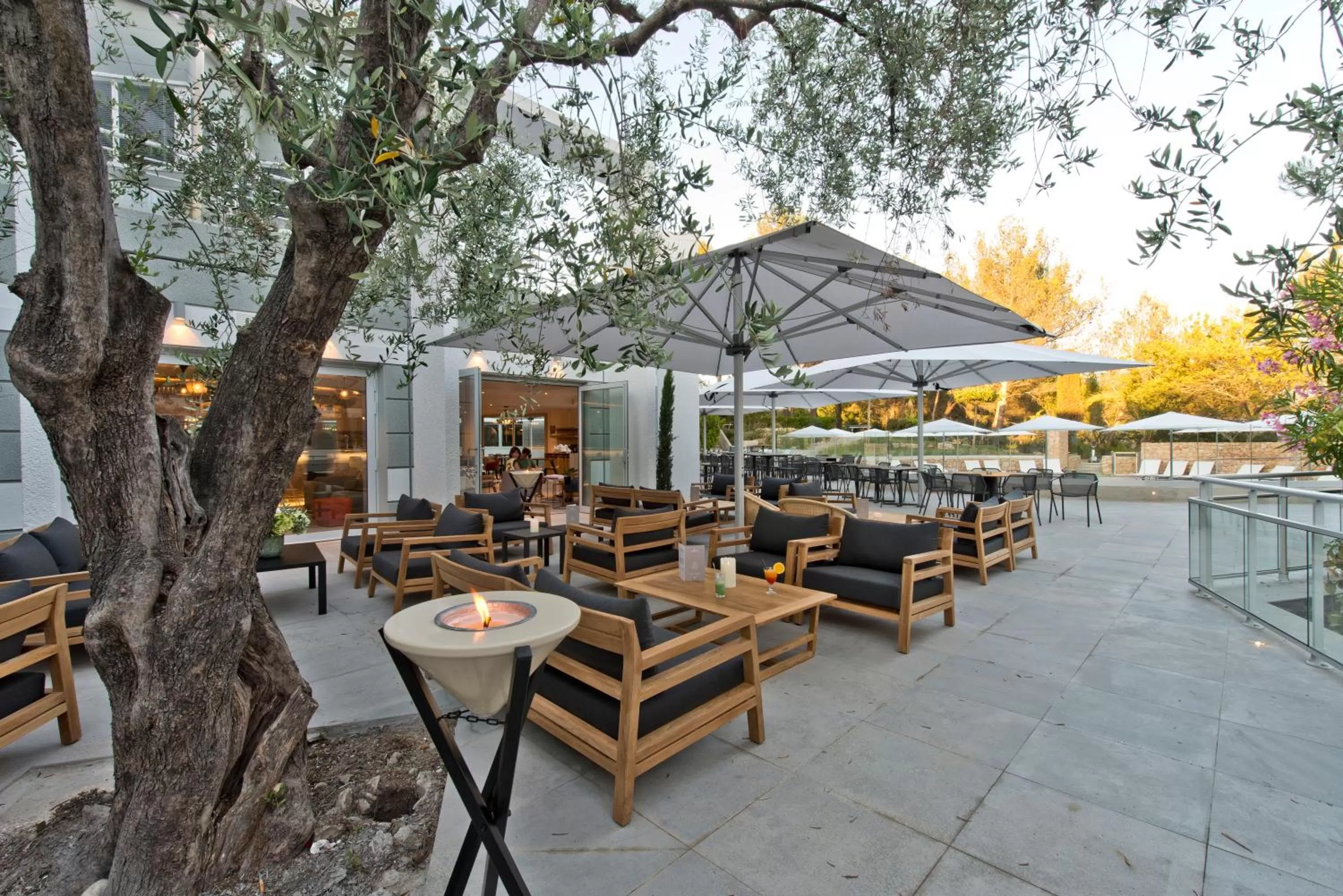 Patio in Golden Tulip Sophia Antipolis - Hotel & Spa