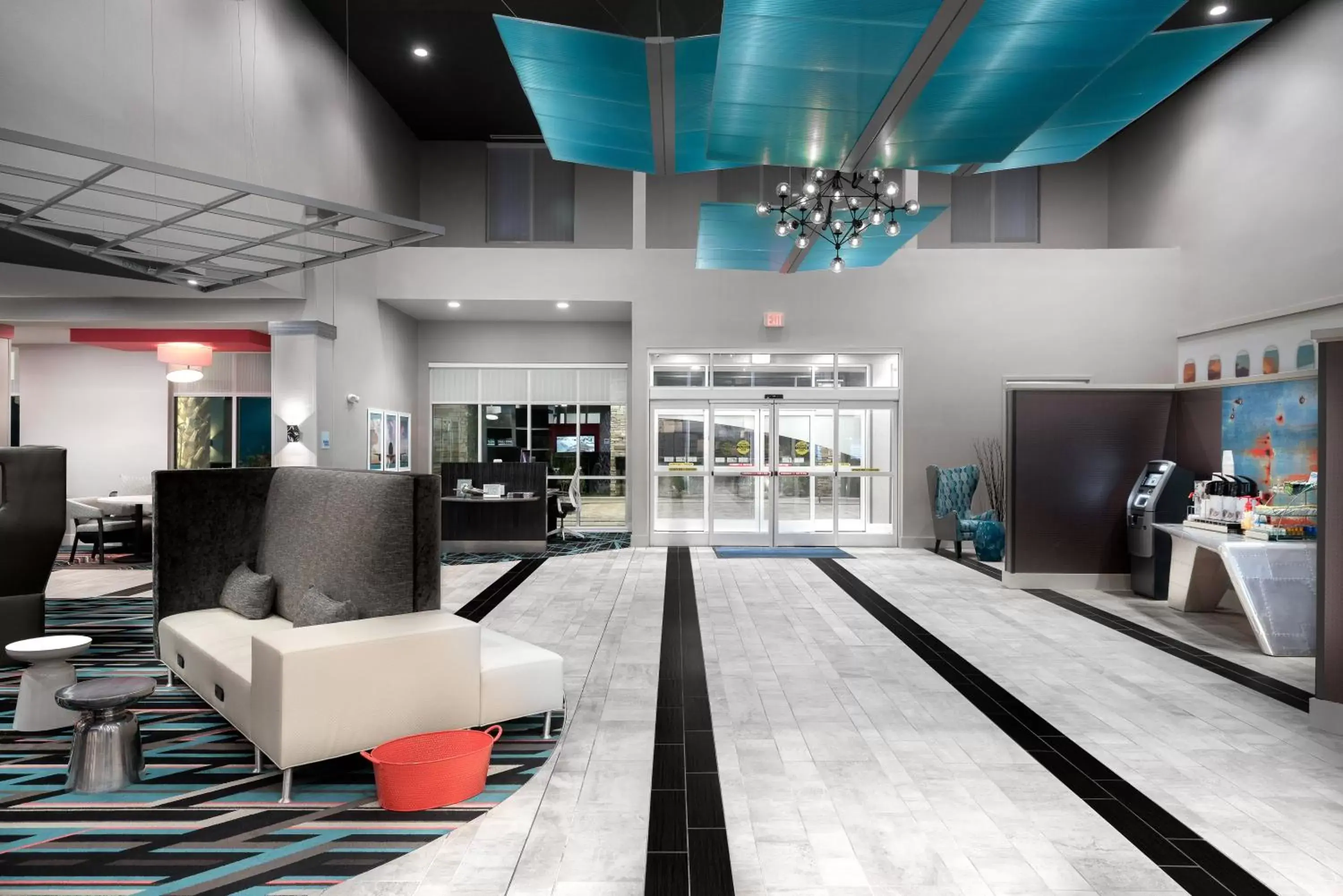 Property building, Lobby/Reception in Holiday Inn Express & Suites - Charlotte Airport, an IHG Hotel