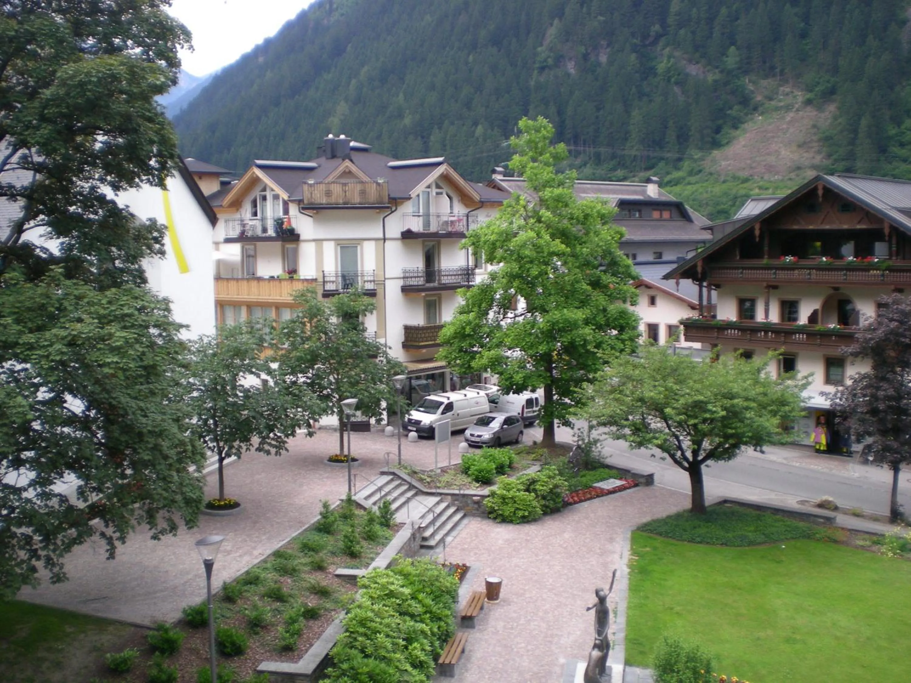 View (from property/room) in Alpenhotel Kramerwirt