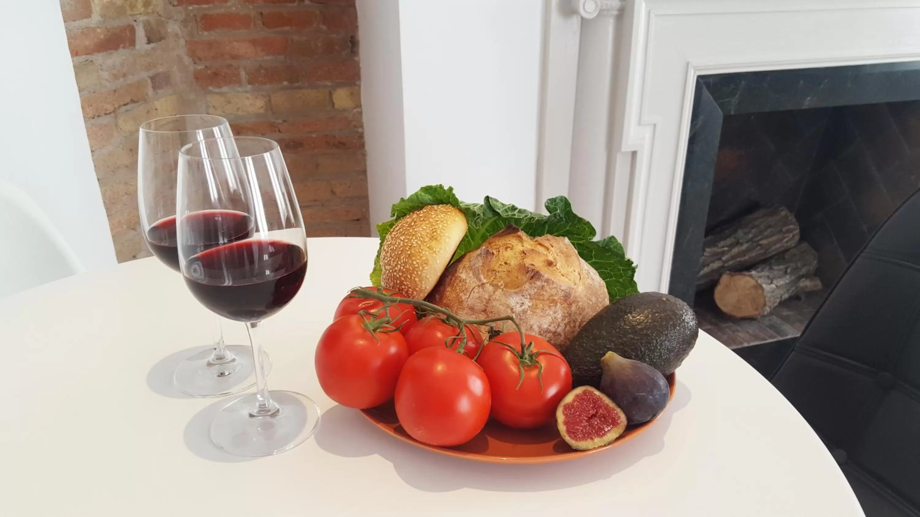 Food and drinks in DreamKeys Barcelona City