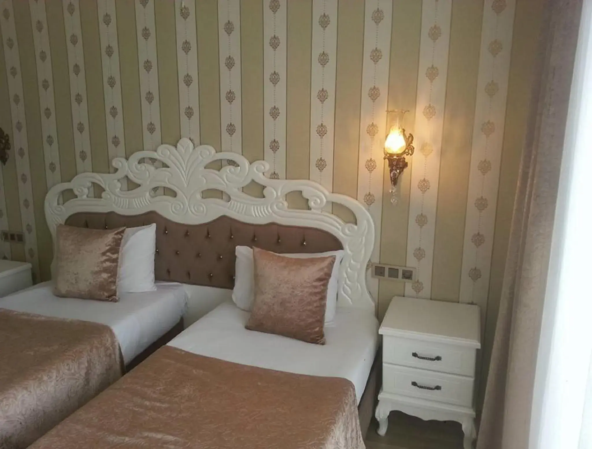 Patio, Bed in Sultanahmet Newport Hotel