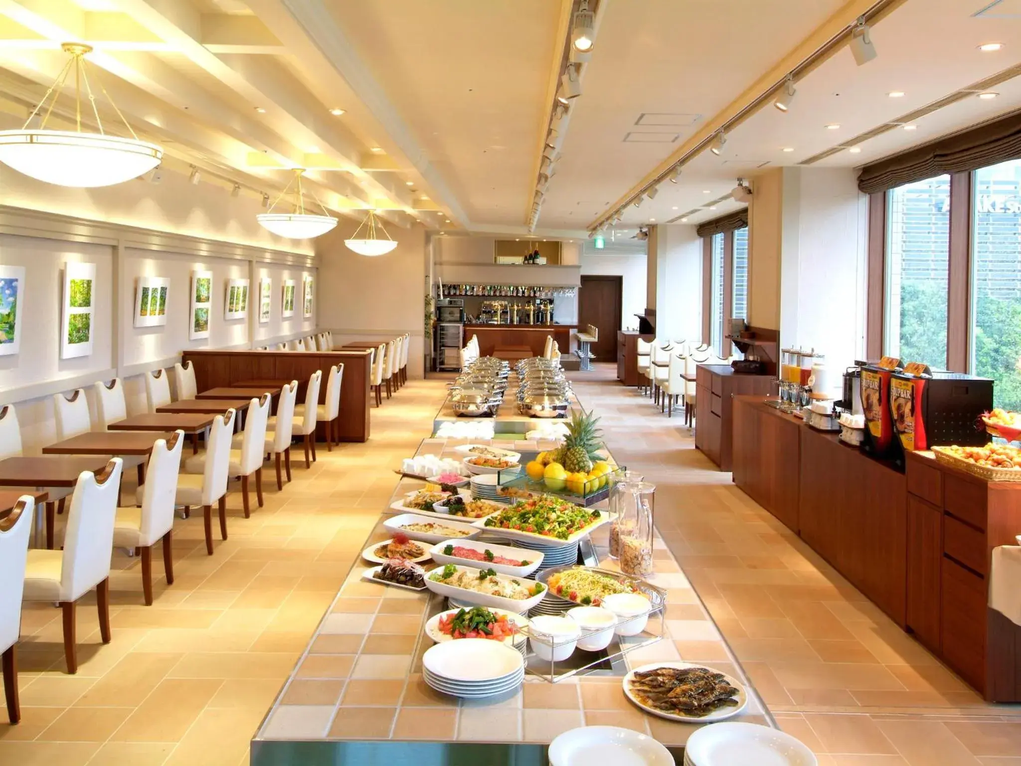 Restaurant/Places to Eat in Sotetsu Grand Fresa Tokyo-Bay Ariake