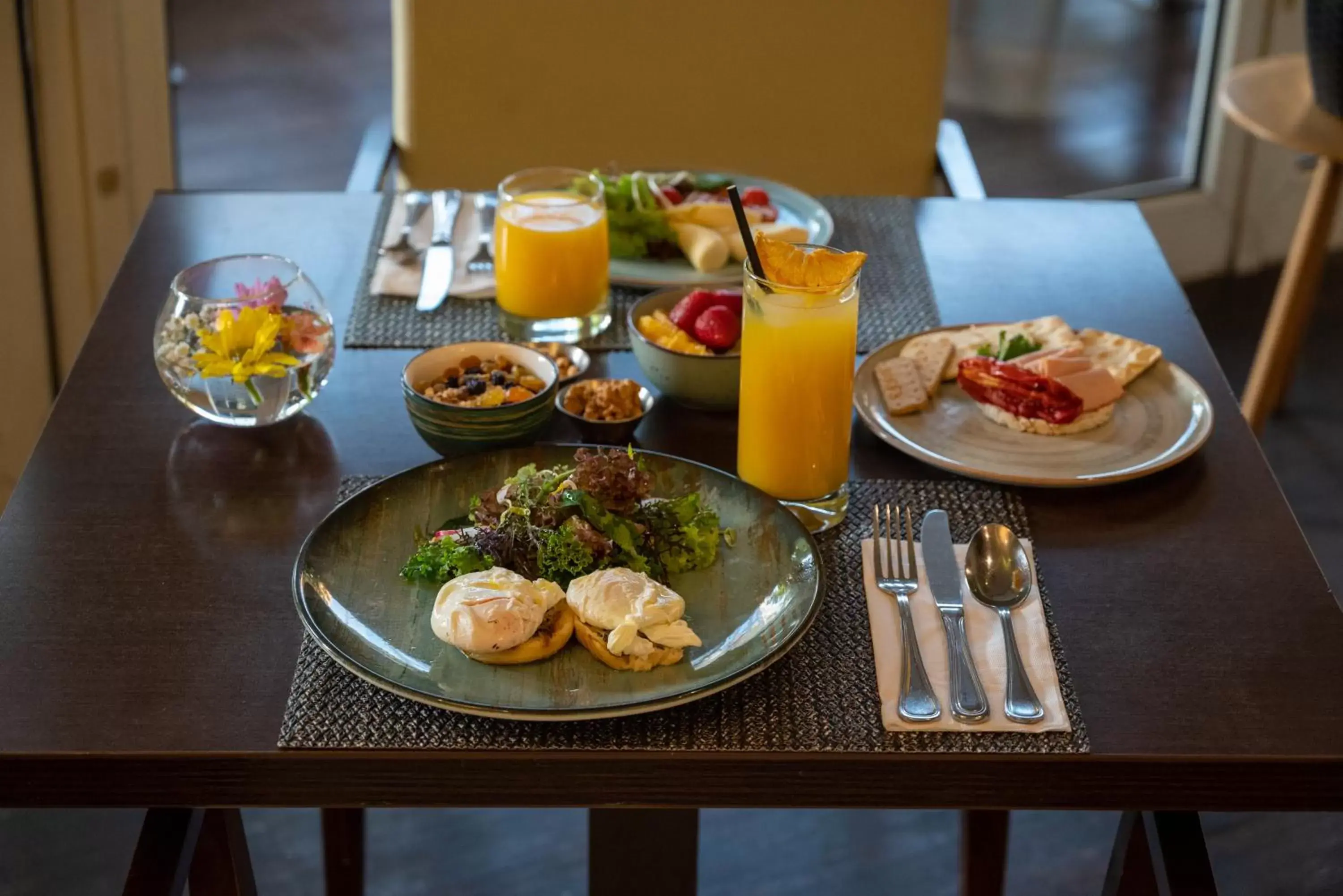 Breakfast, Lunch and Dinner in Novotel Santiago Vitacura