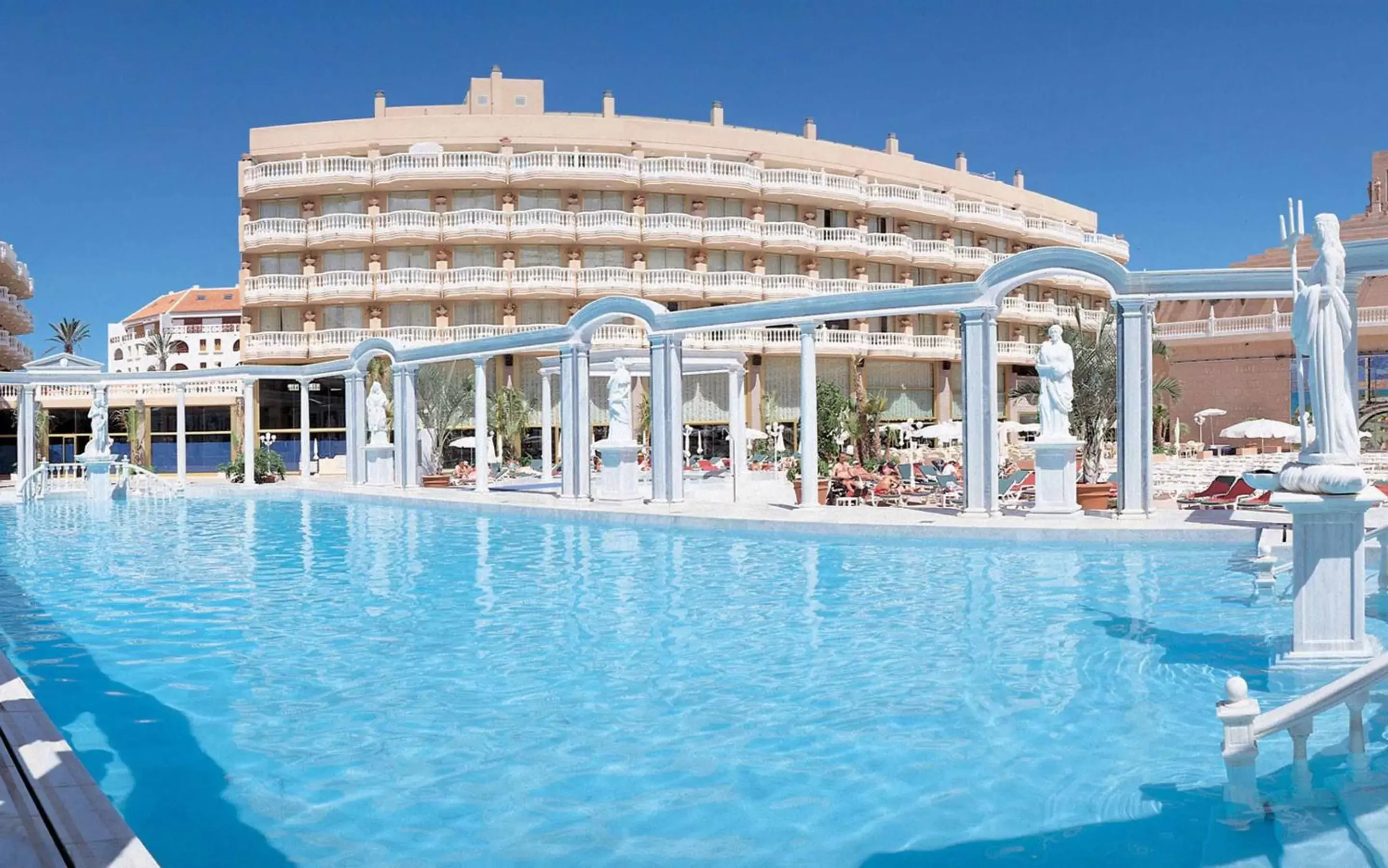 Mountain view, Swimming Pool in Hotel Cleopatra Palace