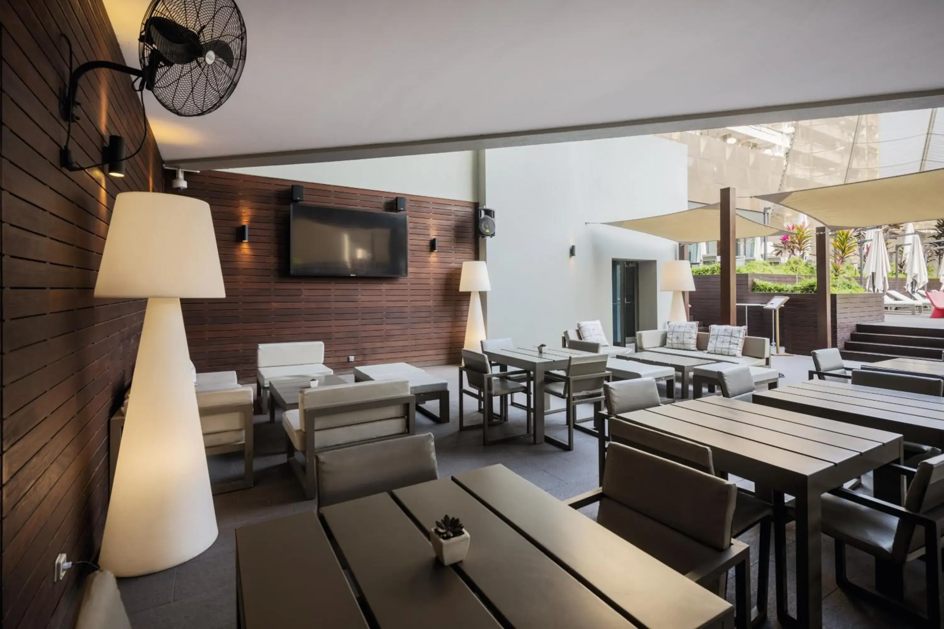 Lounge or bar in Hotel Trópico Lounge or bar in Hotel Trópico